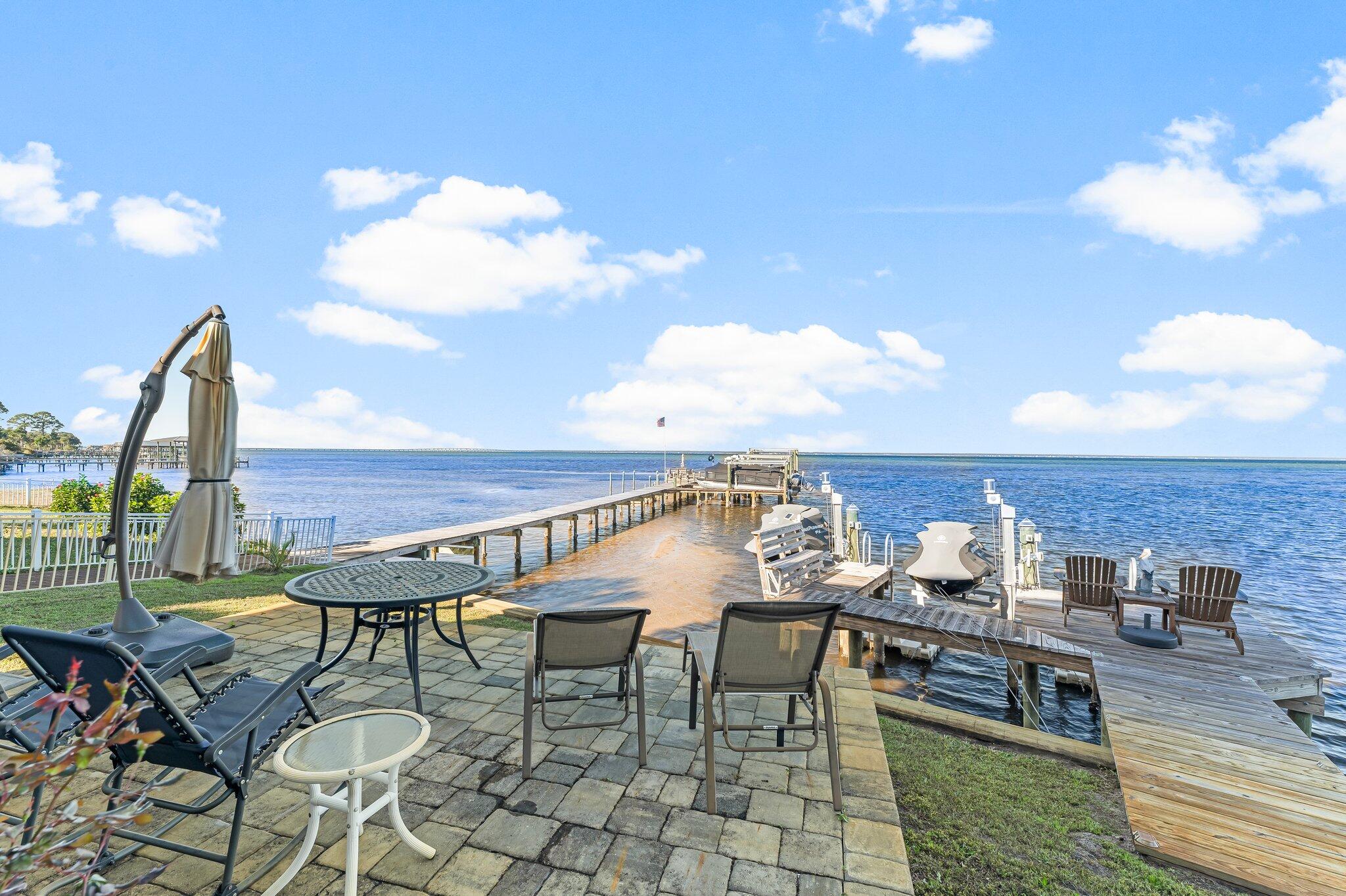 BAYSHORE GARDENS - Residential Lease