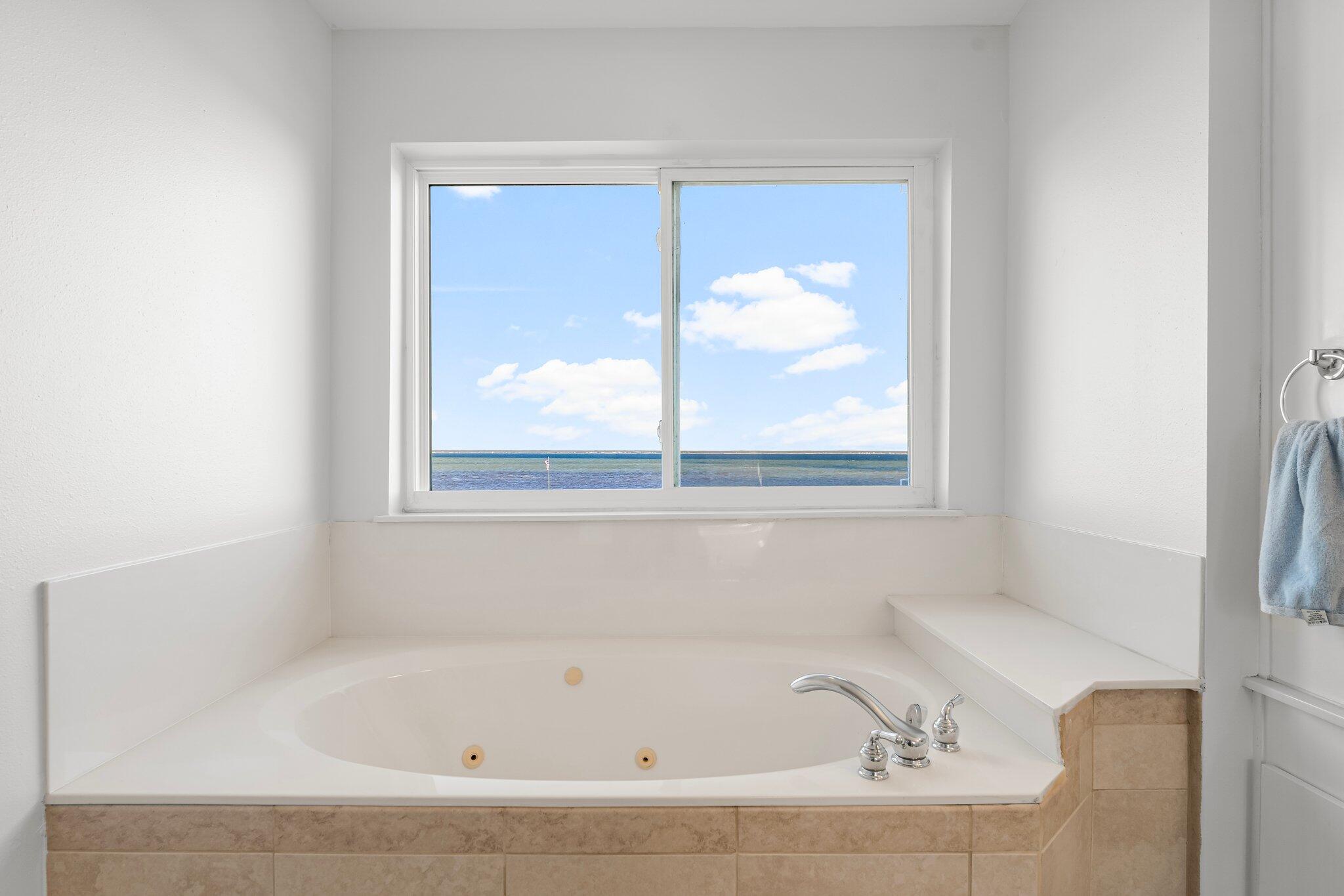 BAYSHORE GARDENS - Residential Lease