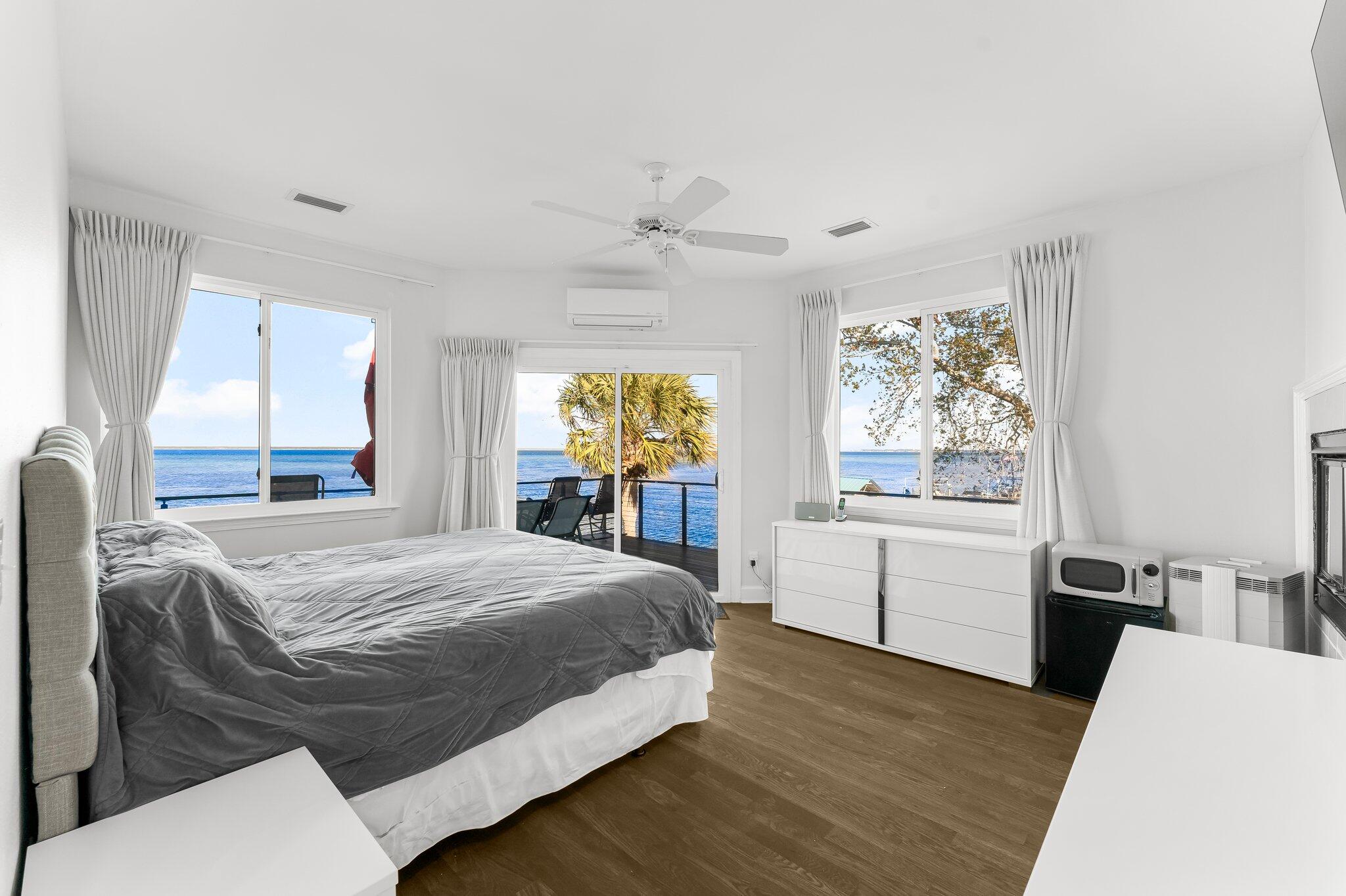 BAYSHORE GARDENS - Residential Lease