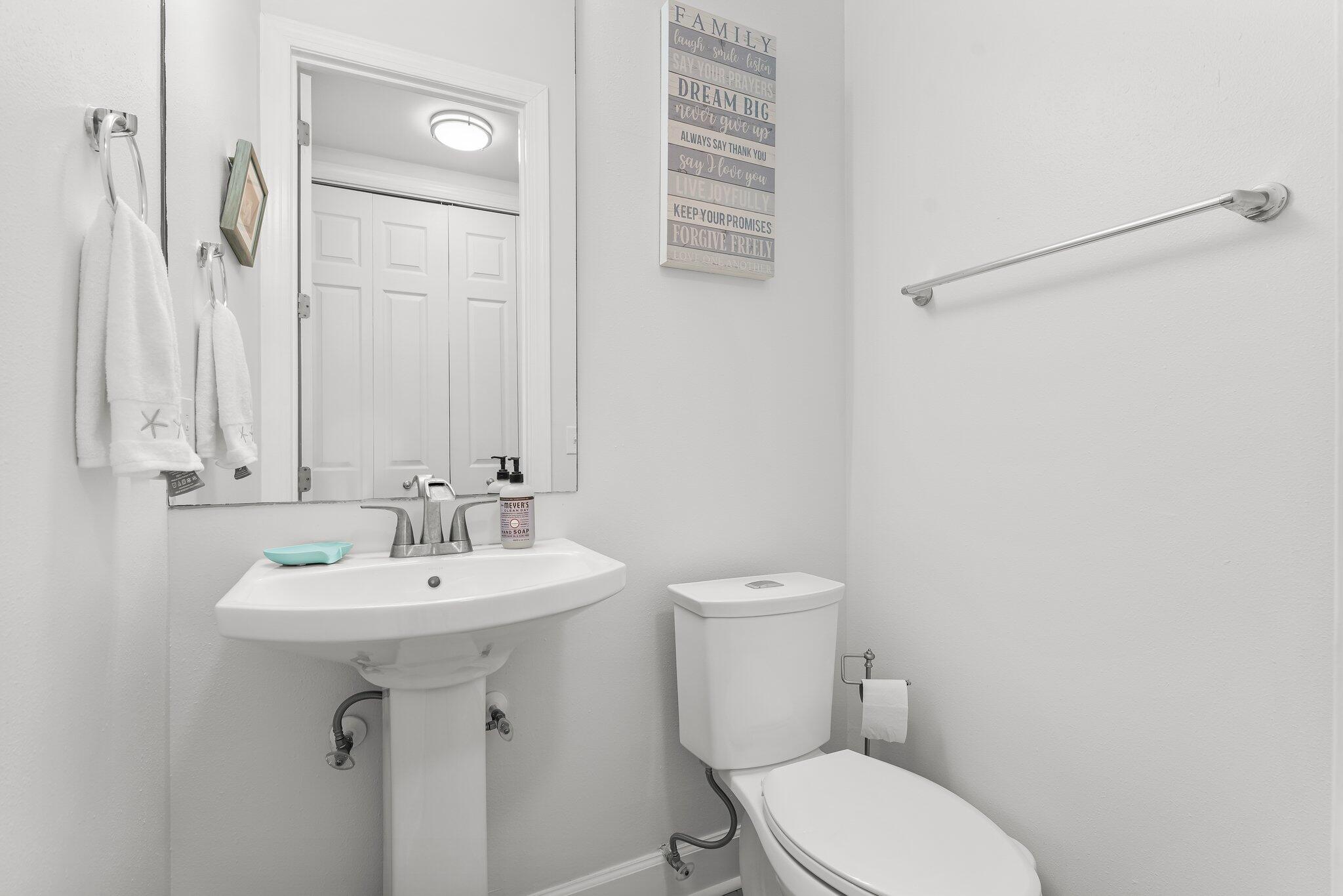 BAYSHORE GARDENS - Residential Lease