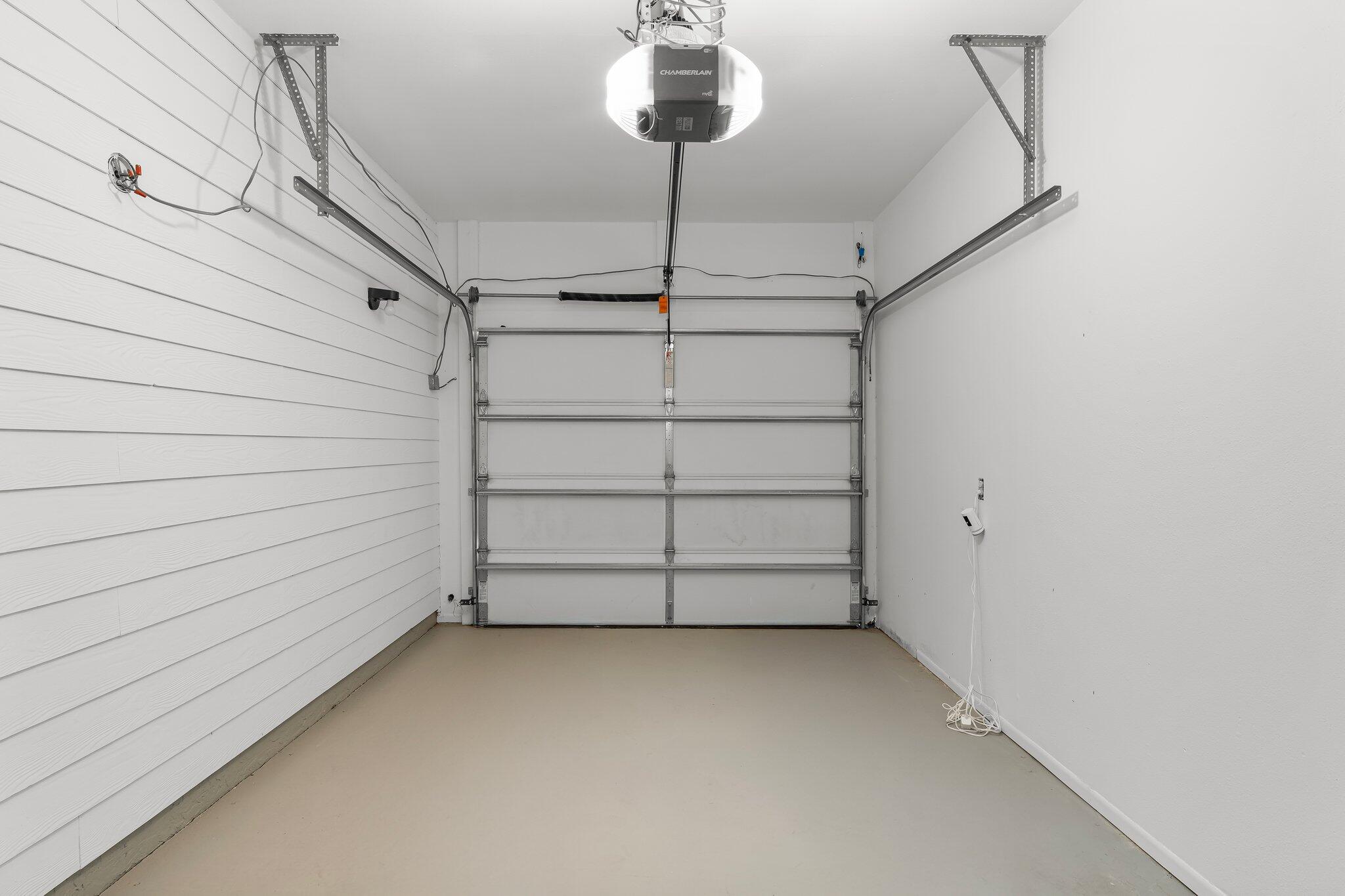 BAYSHORE GARDENS - Residential Lease