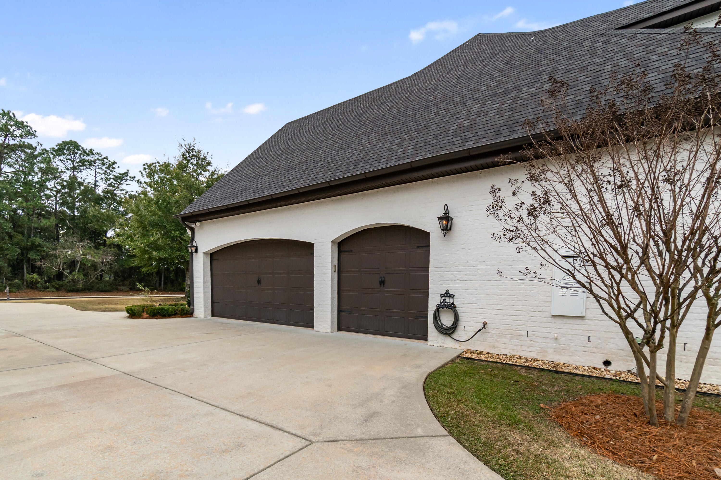BAY POINTE PLANTATION - Residential
