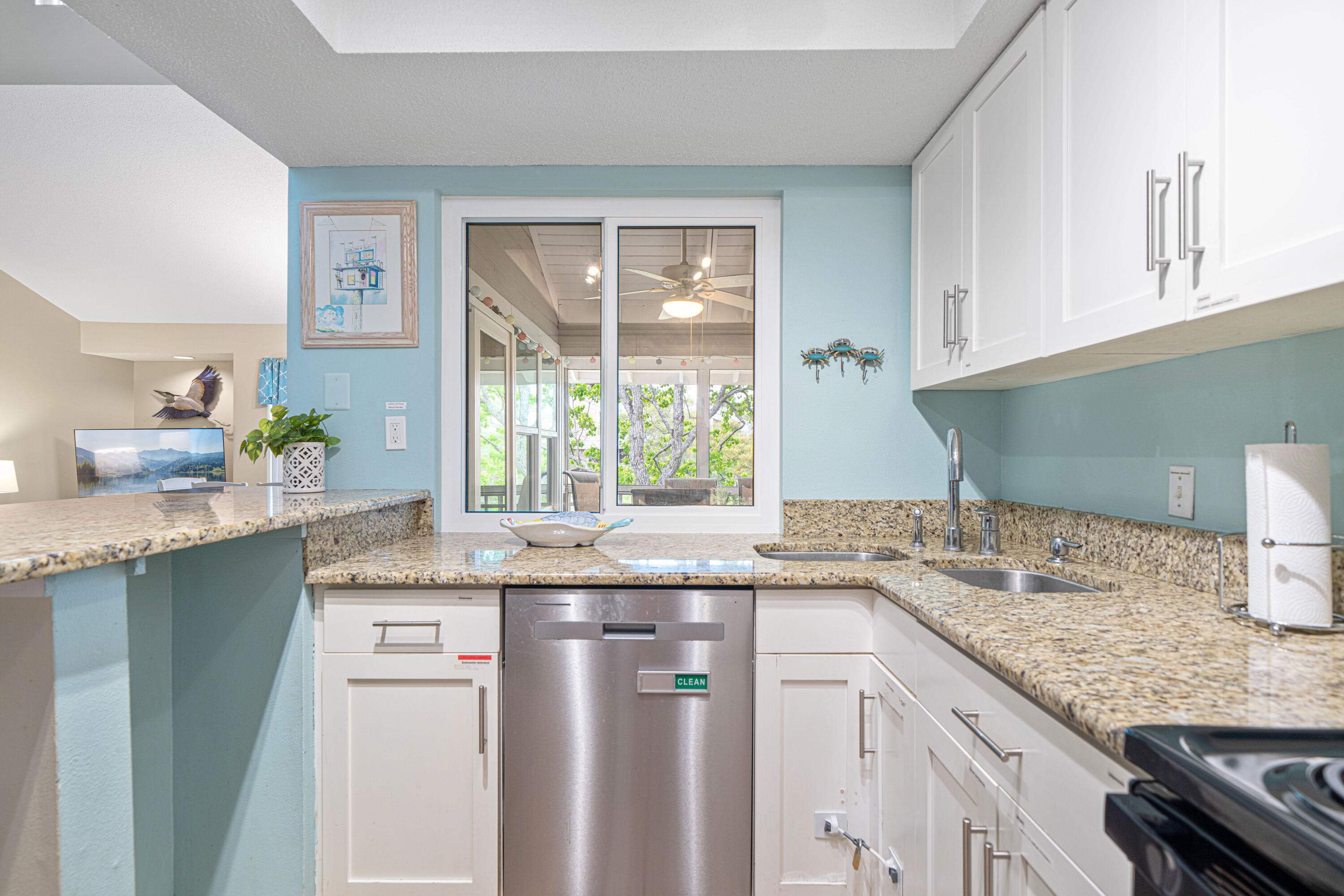 HIDDEN DUNES BEACH COTTAGES 2 - Residential