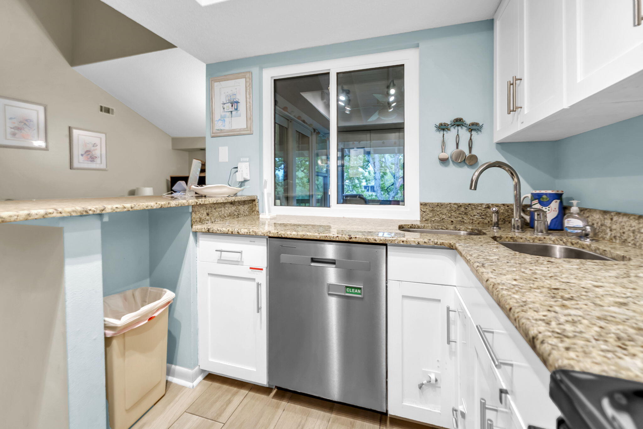 HIDDEN DUNES BEACH COTTAGES 2 - Residential