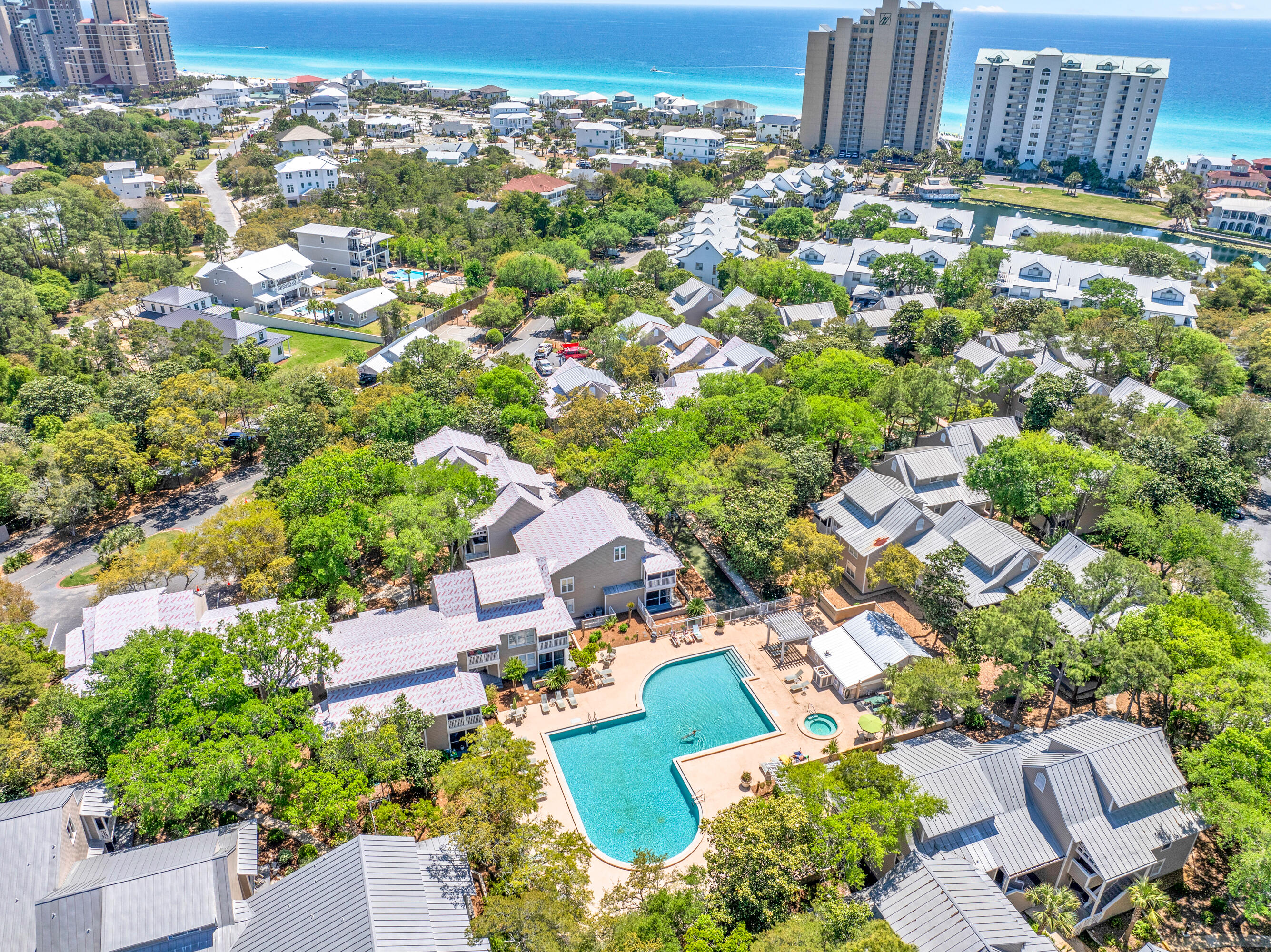 HIDDEN DUNES BEACH COTTAGES 2 - Residential
