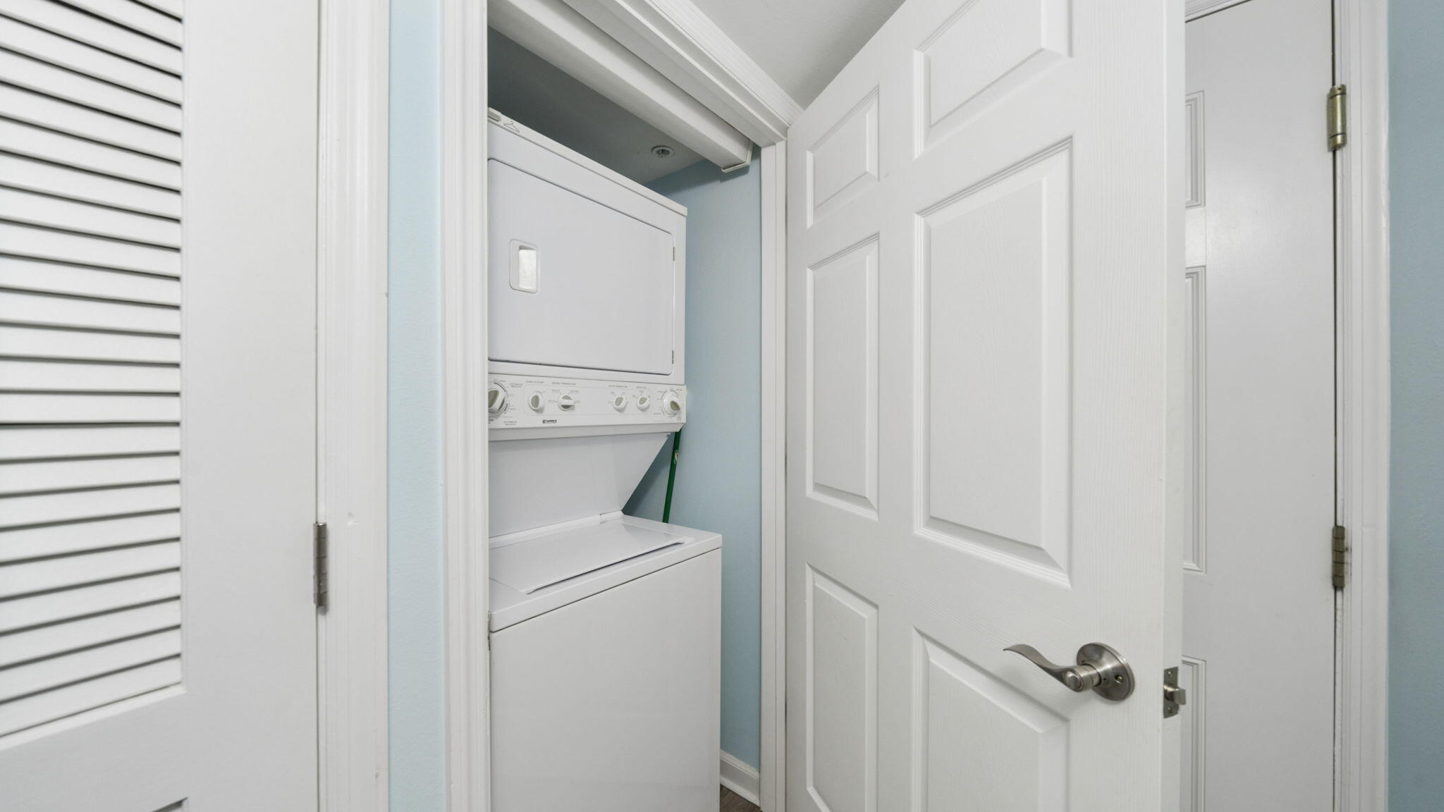 SEACREST CONDOMINIUMS - Residential