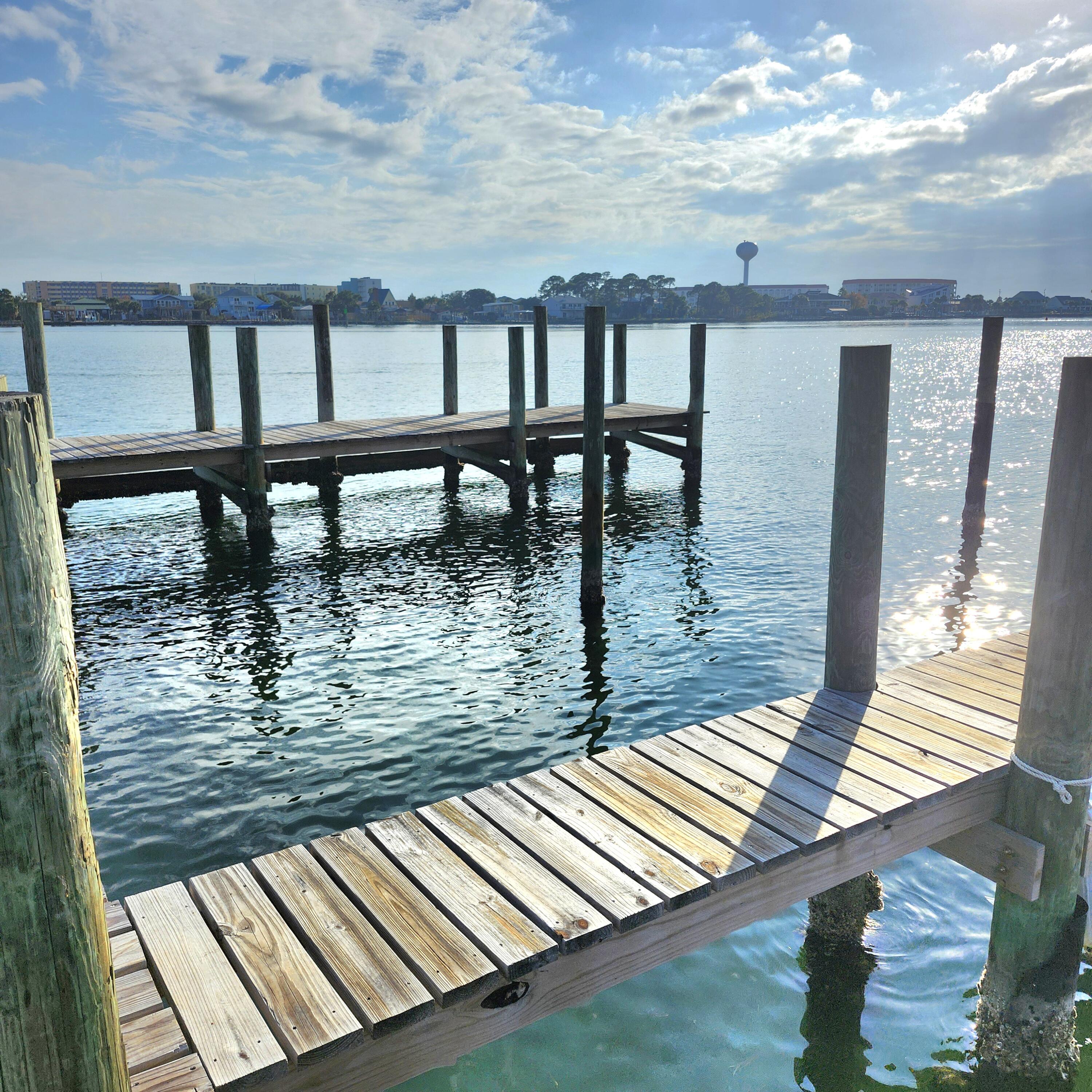 PIRATES BAY PH 1 - Residential