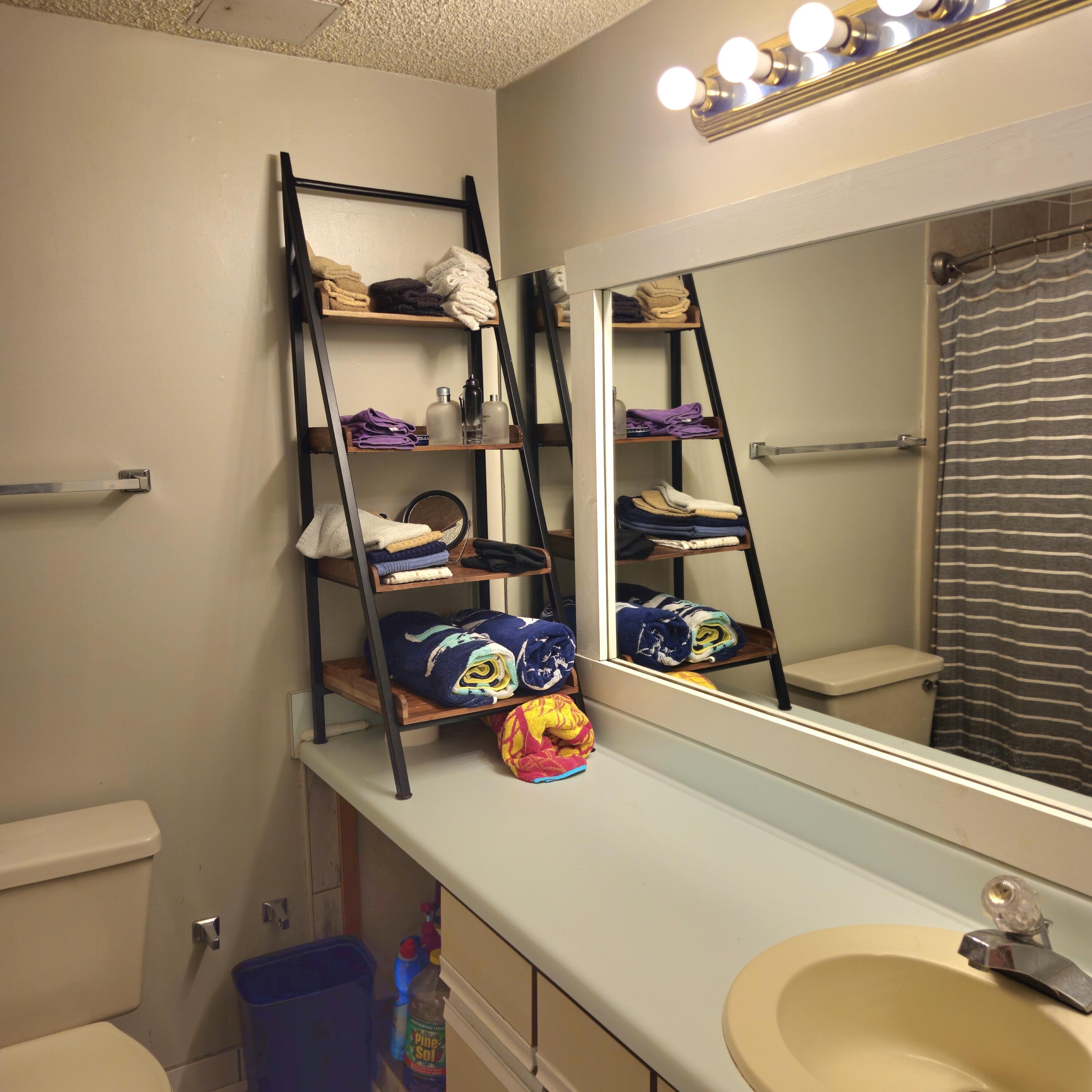 PIRATES BAY PH 1 - Residential
