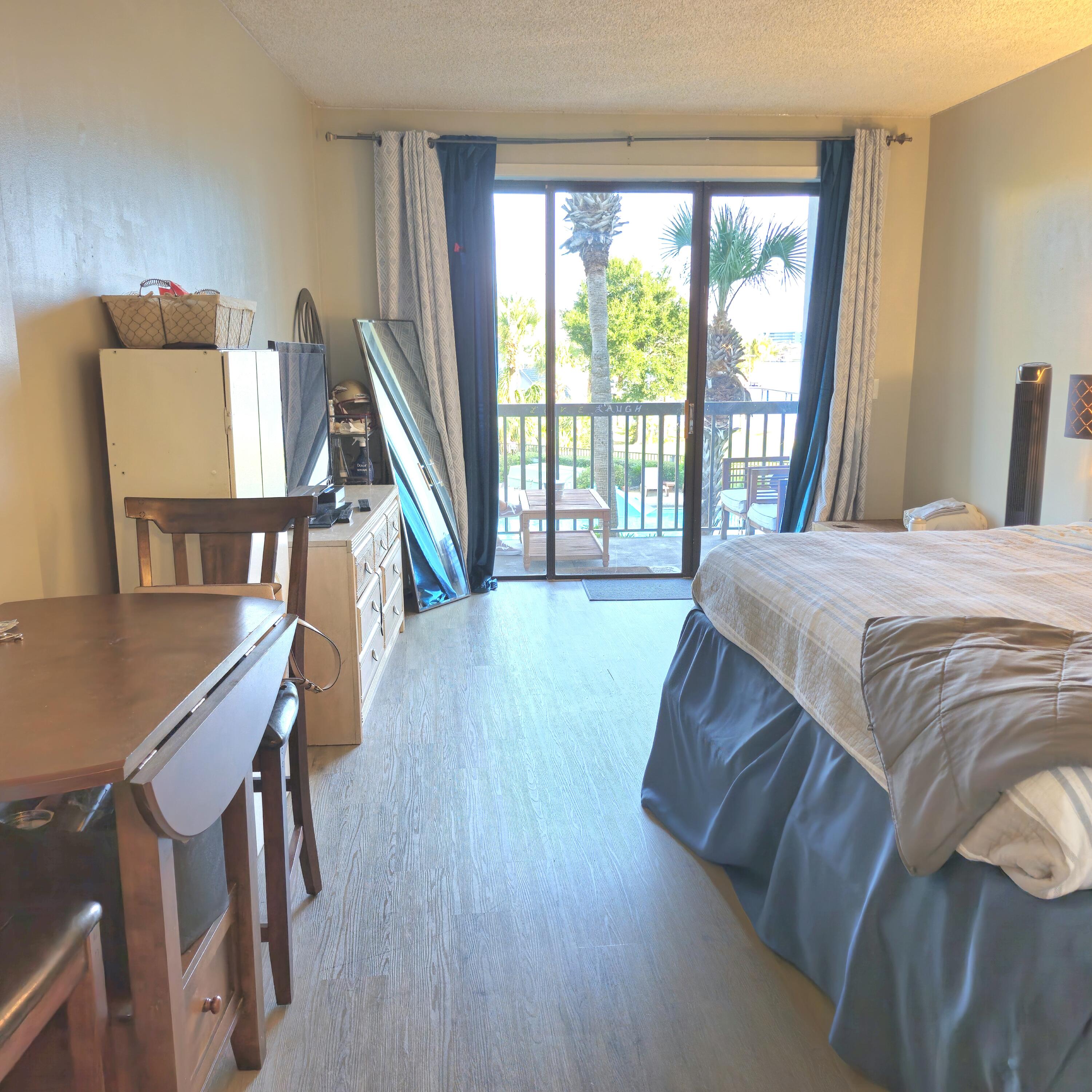 PIRATES BAY PH 1 - Residential