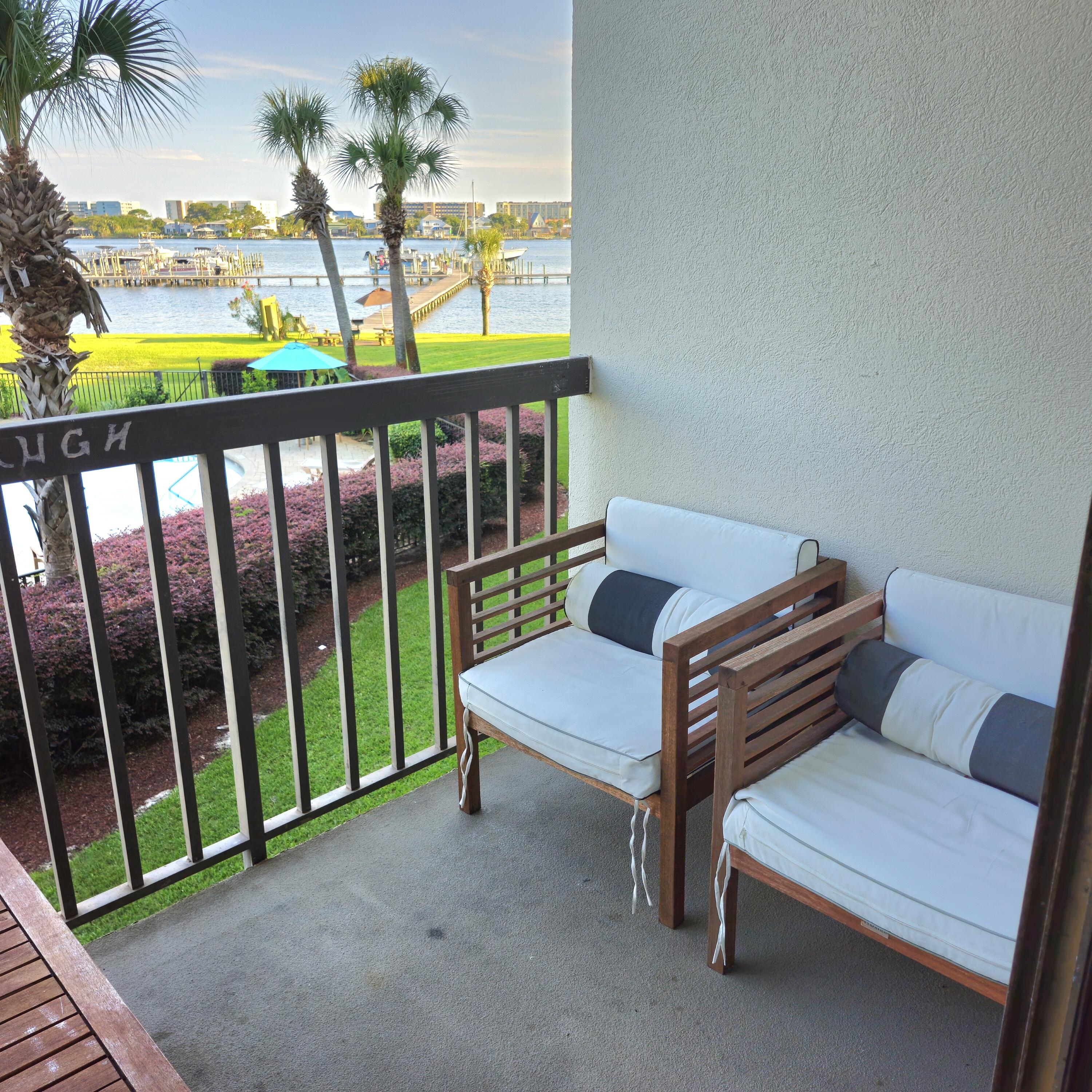 PIRATES BAY PH 1 - Residential