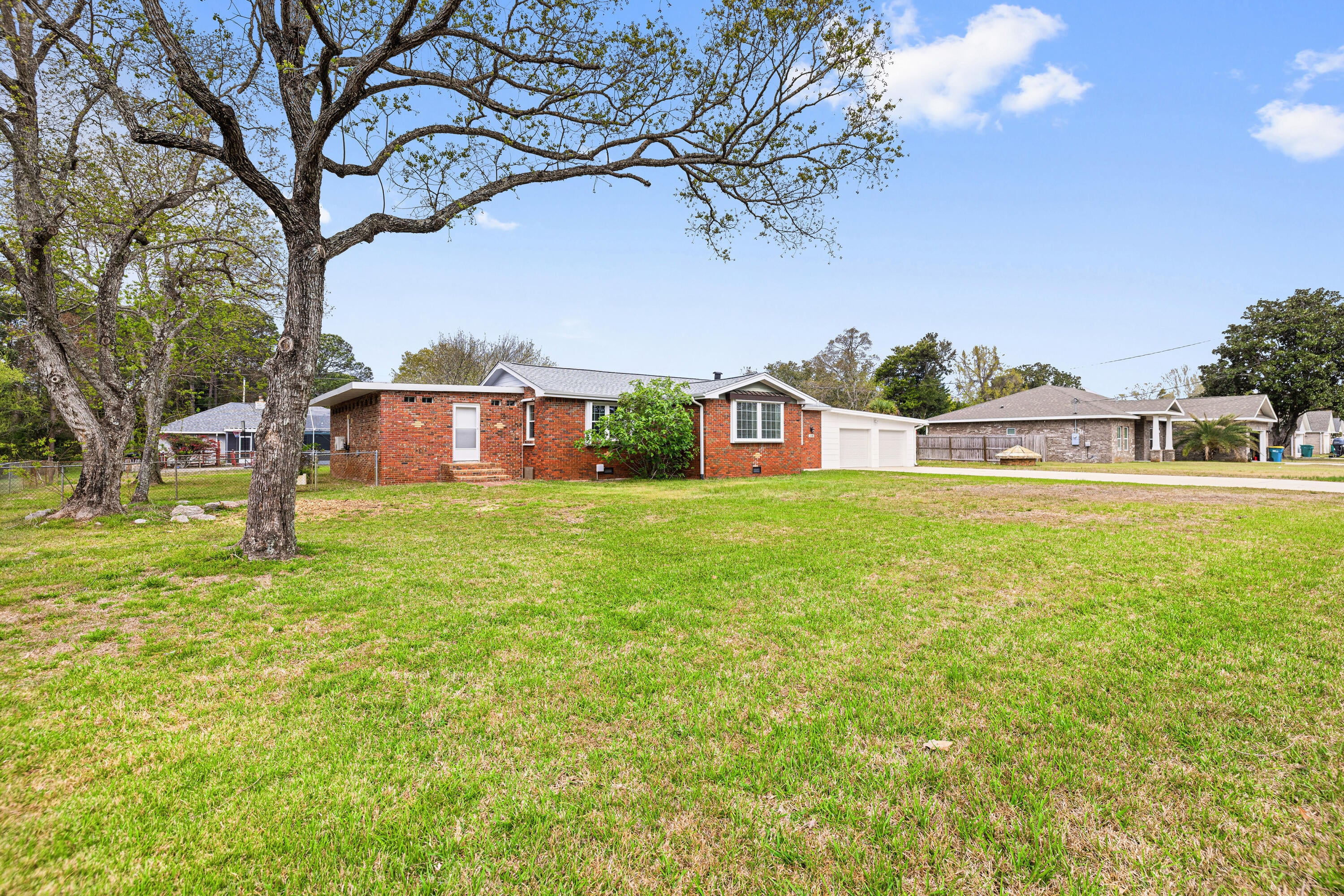 WYNNEHAVEN BEACH ESTATES - Residential