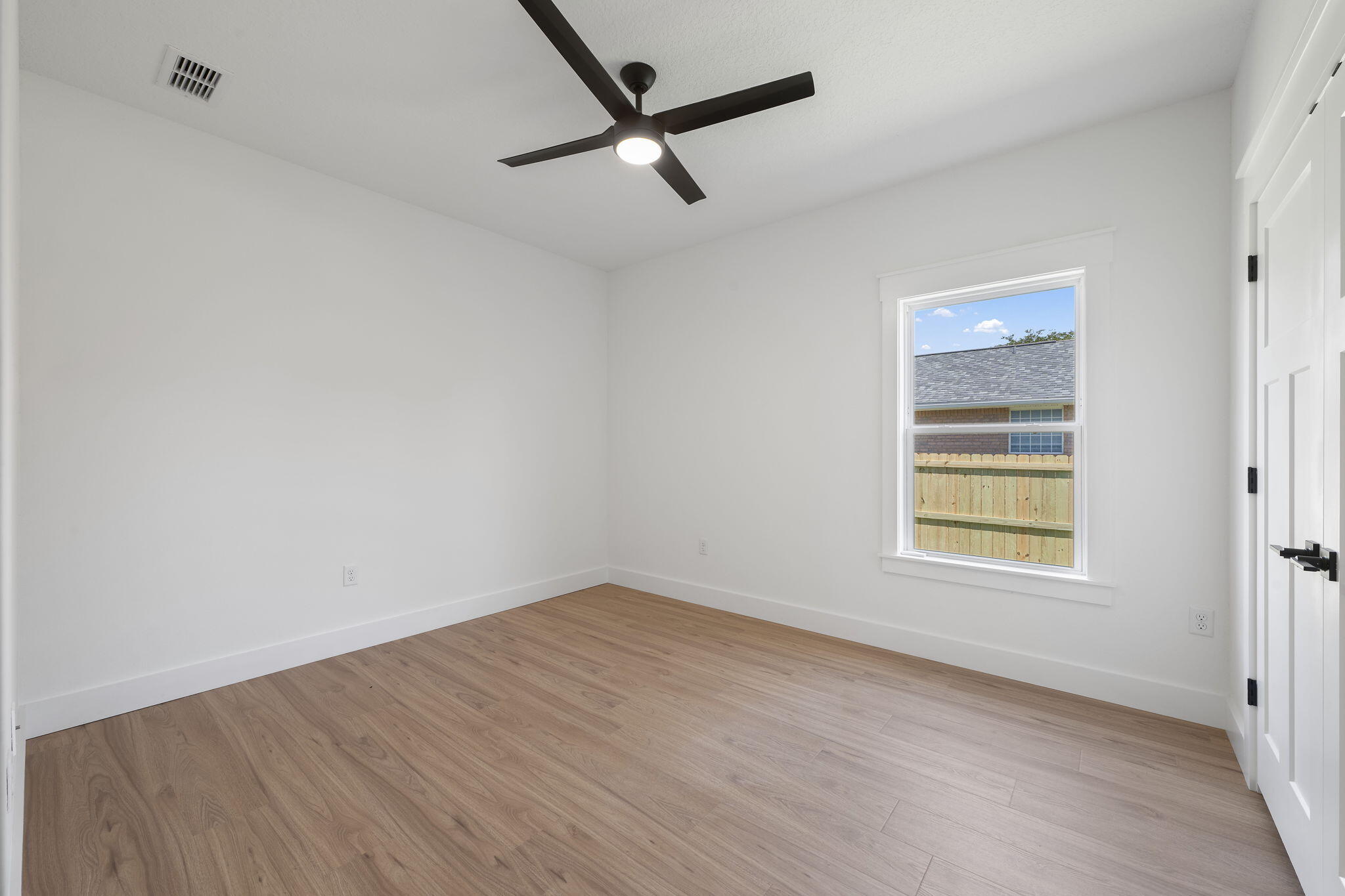 Navarre 2nd Add - Residential