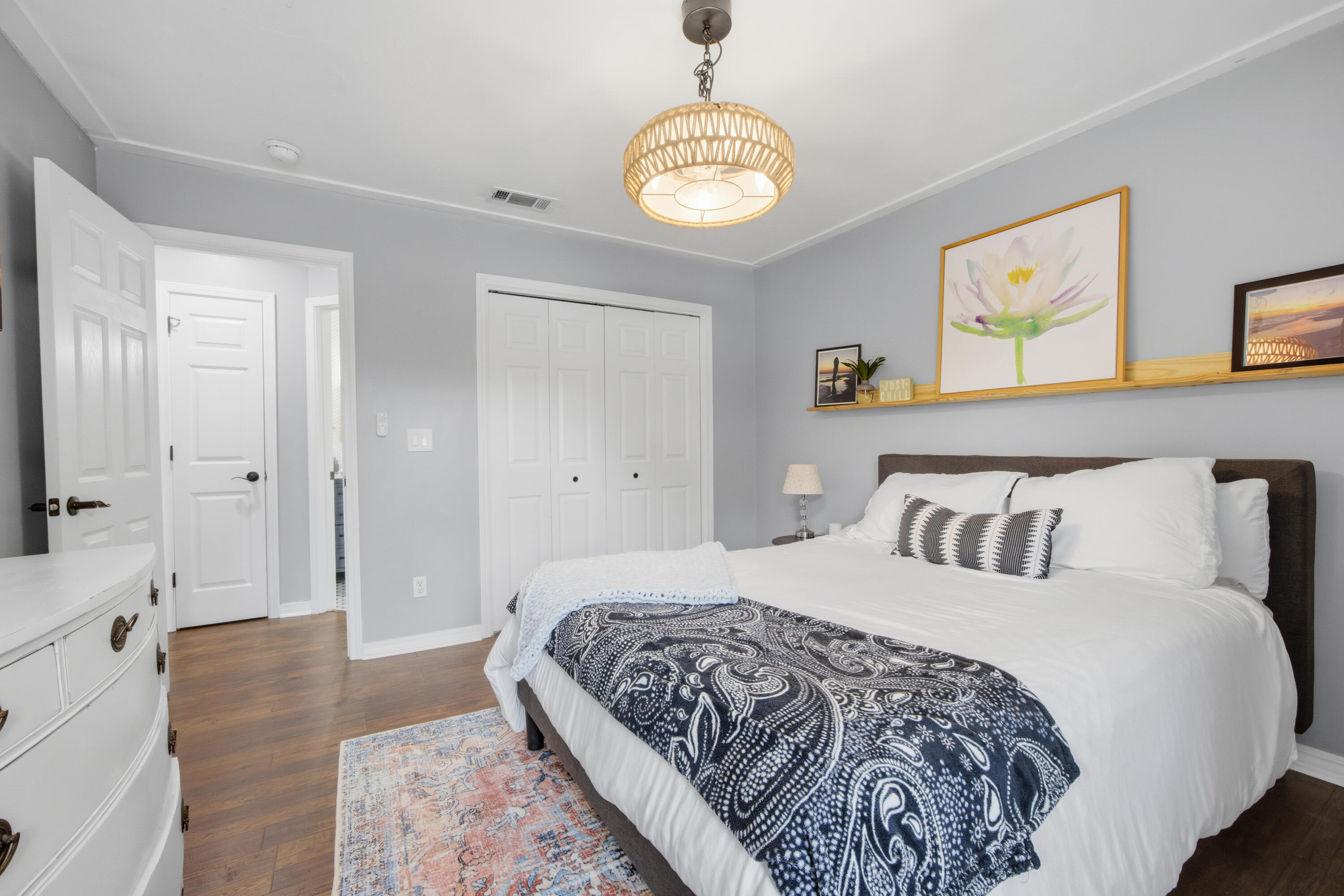 CAMBRIDGE VILLAGE T/H - Residential