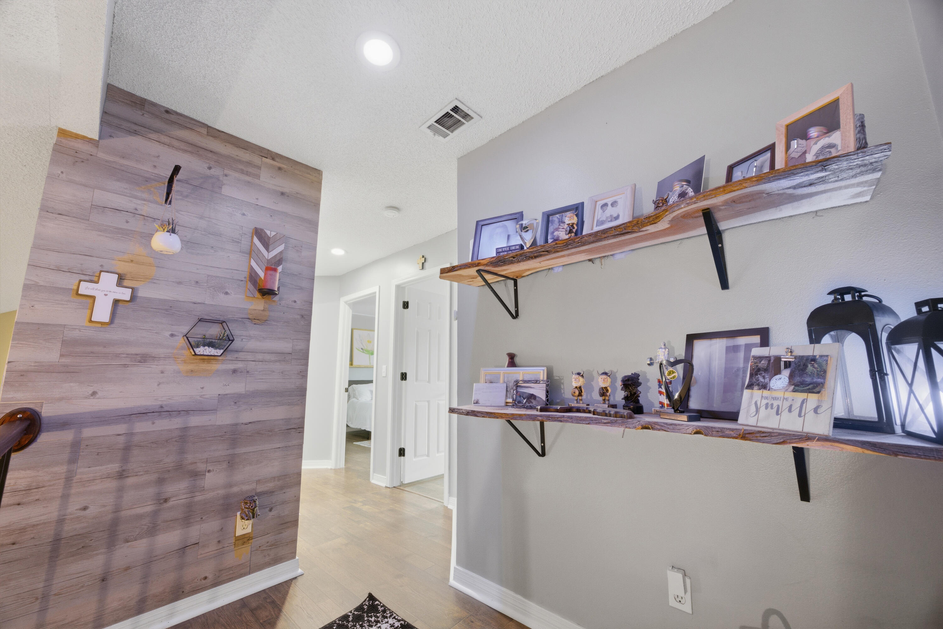 CAMBRIDGE VILLAGE T/H - Residential