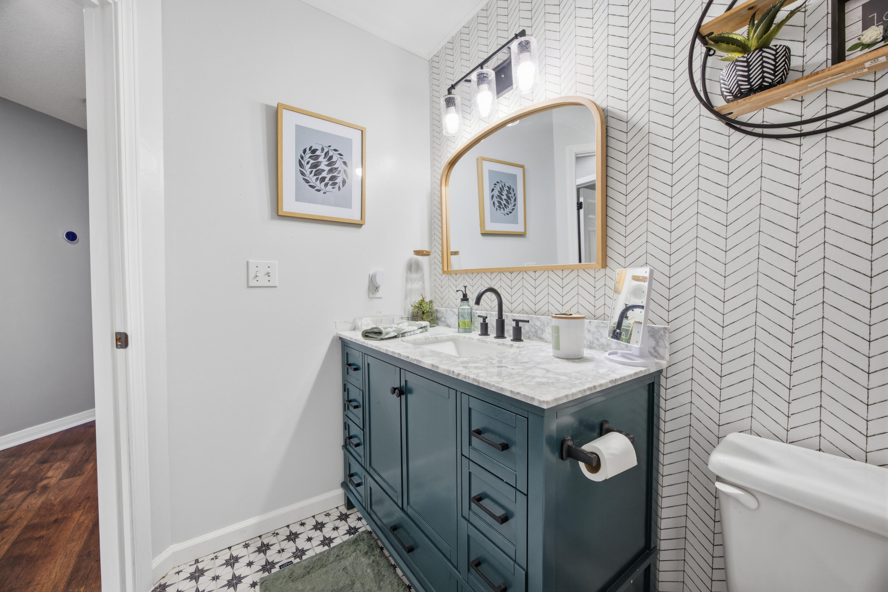 CAMBRIDGE VILLAGE T/H - Residential
