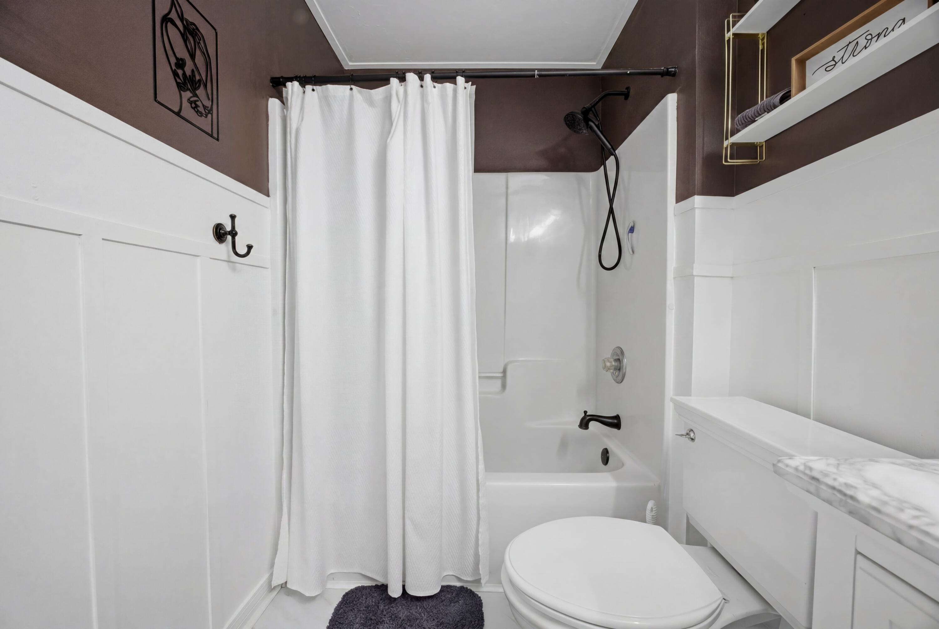 CAMBRIDGE VILLAGE T/H - Residential
