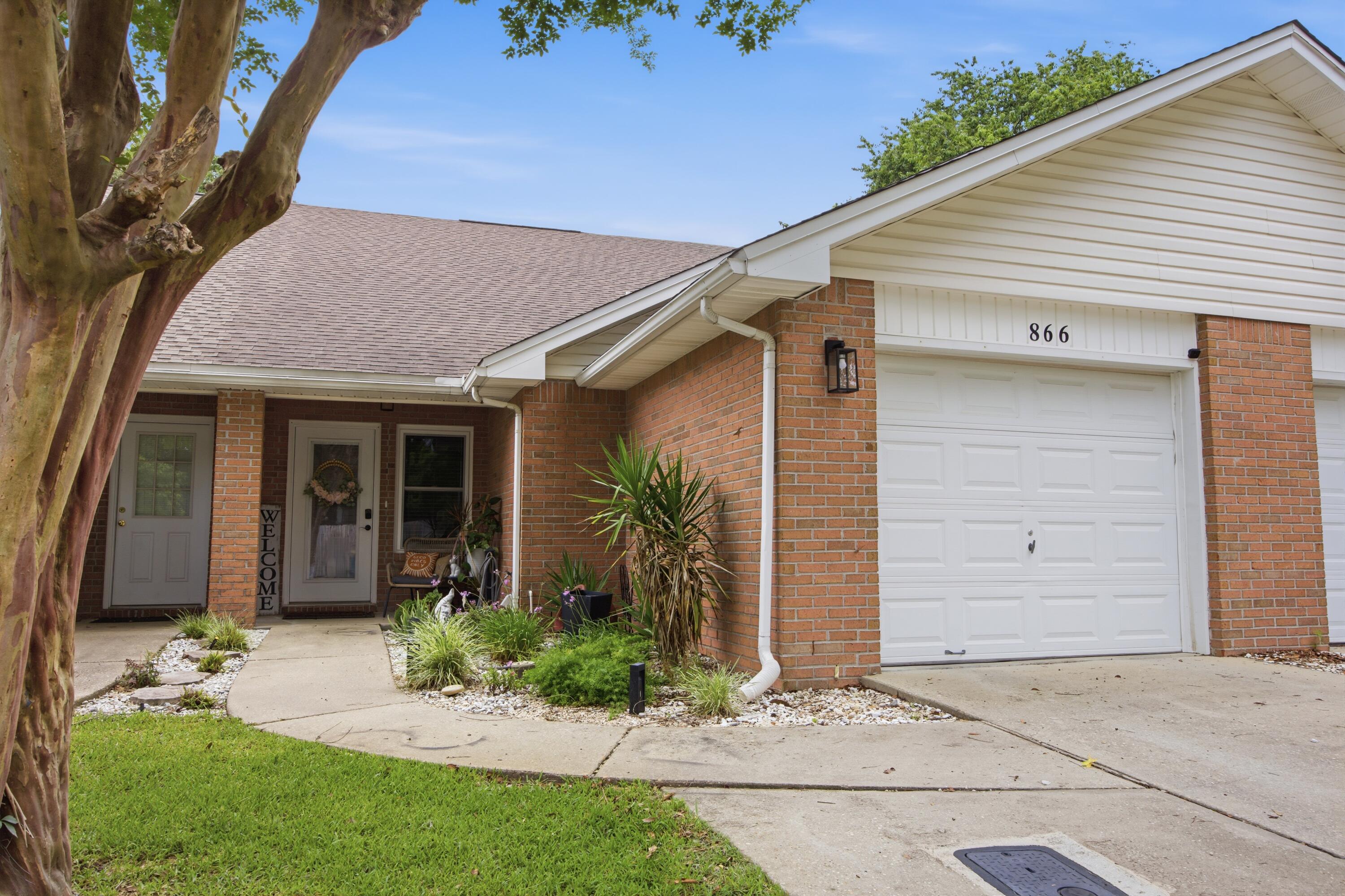 CAMBRIDGE VILLAGE T/H - Residential
