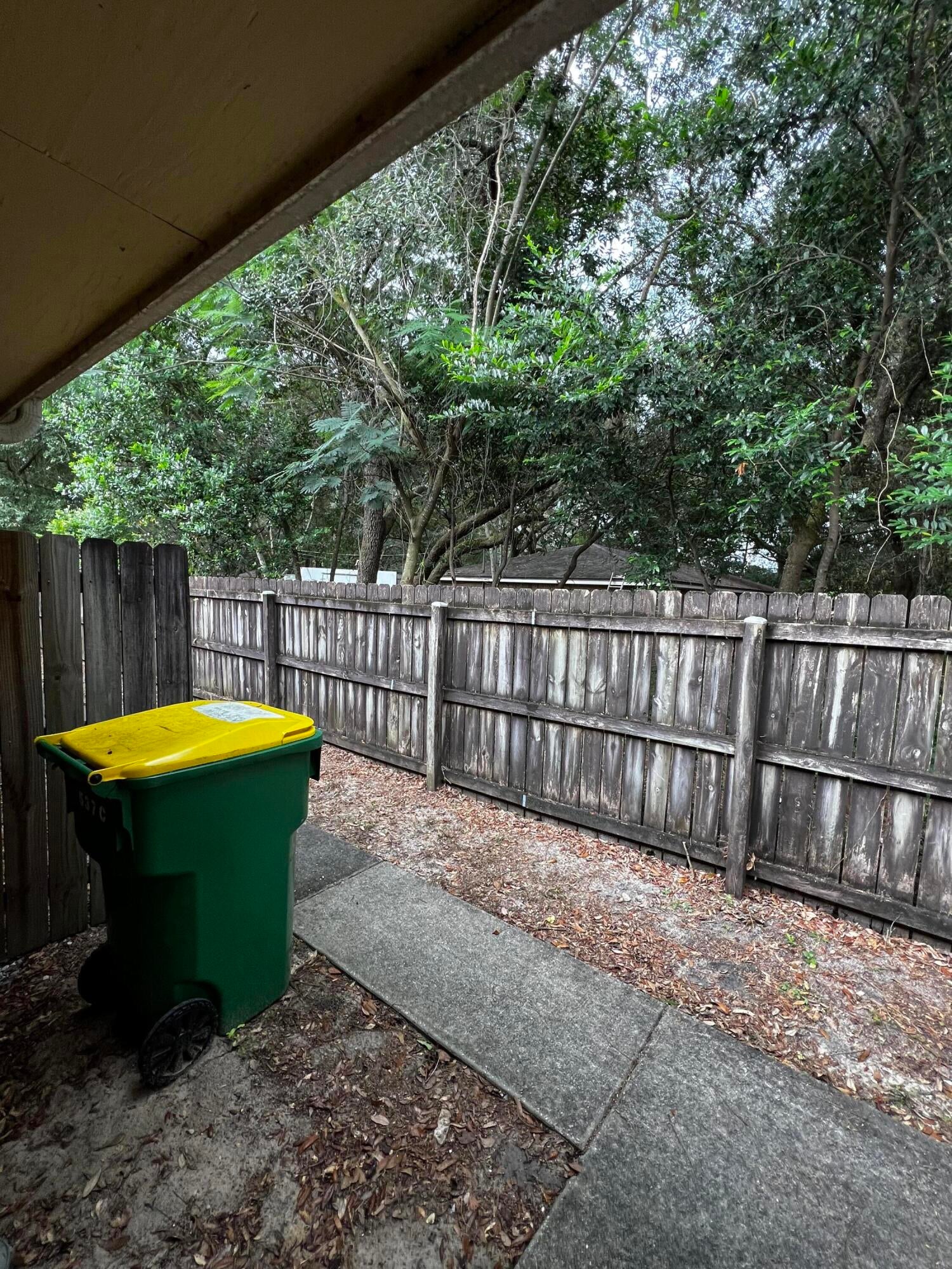 HICKORY - Residential Lease