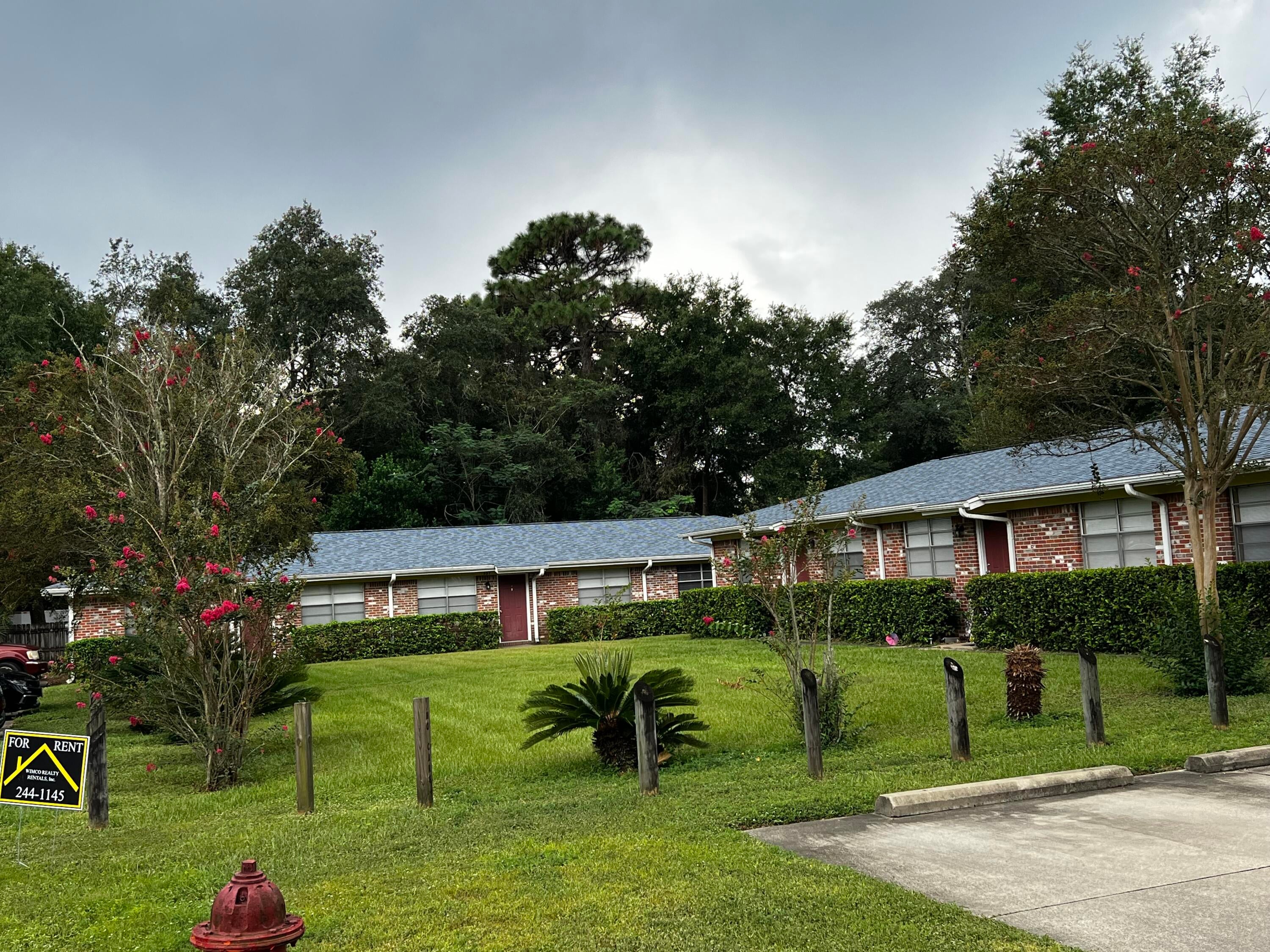 HICKORY - Residential Lease