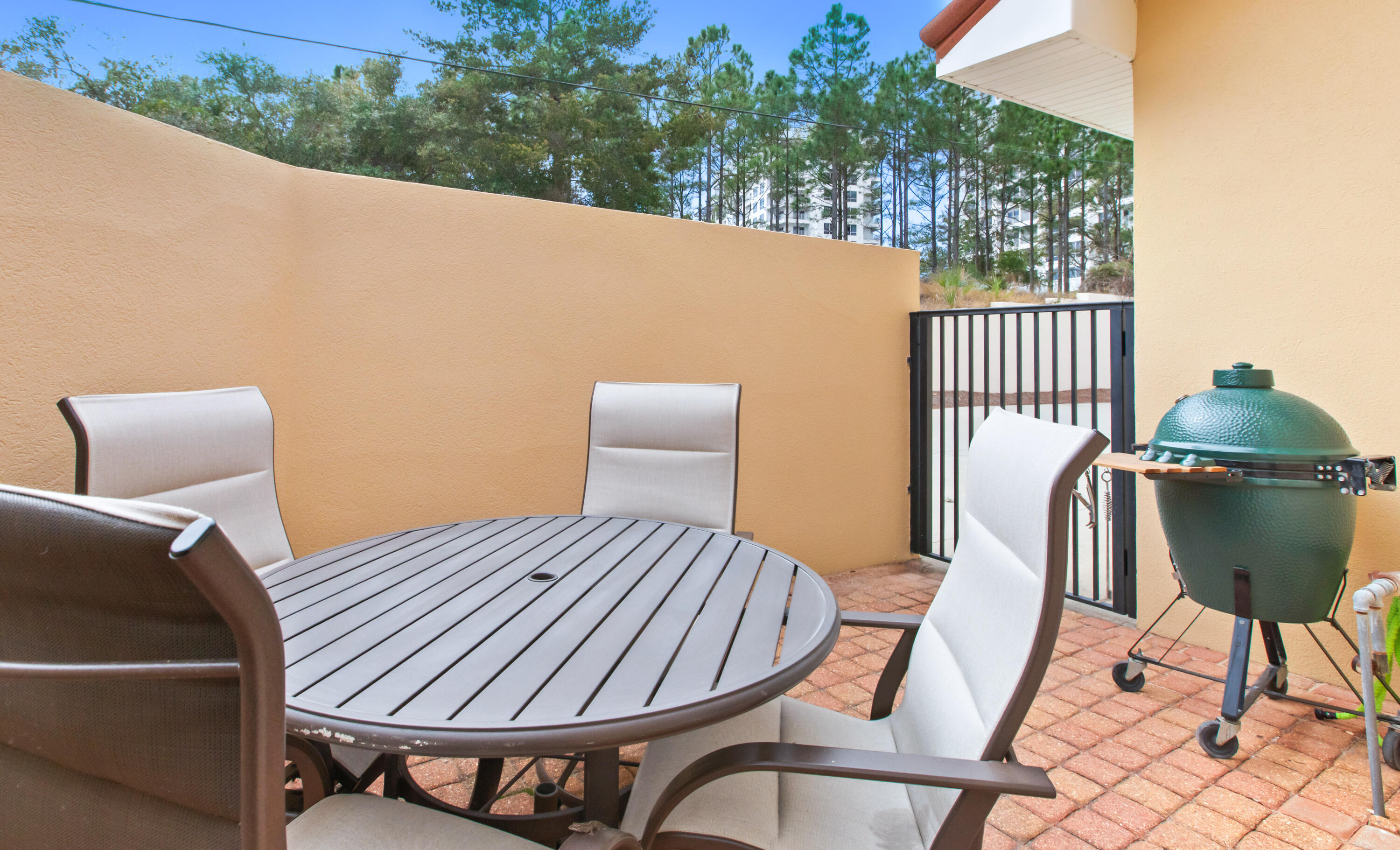CAPTIVA AT TOPS'L - Residential