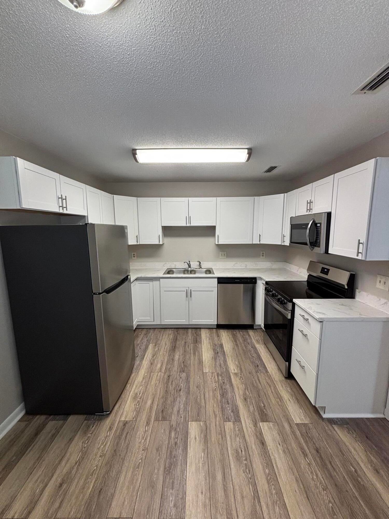 UNRECORDED SUBDIVISION - Residential Lease