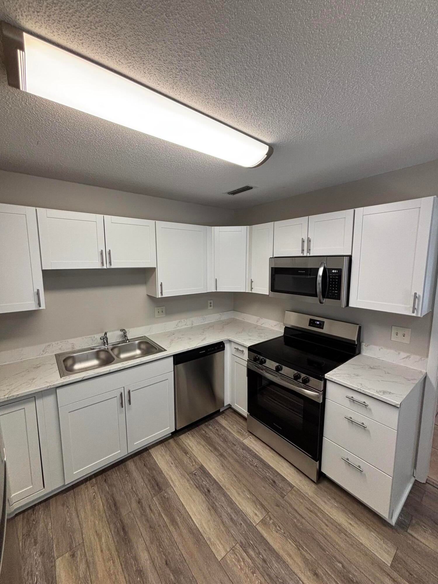 UNRECORDED SUBDIVISION - Residential Lease