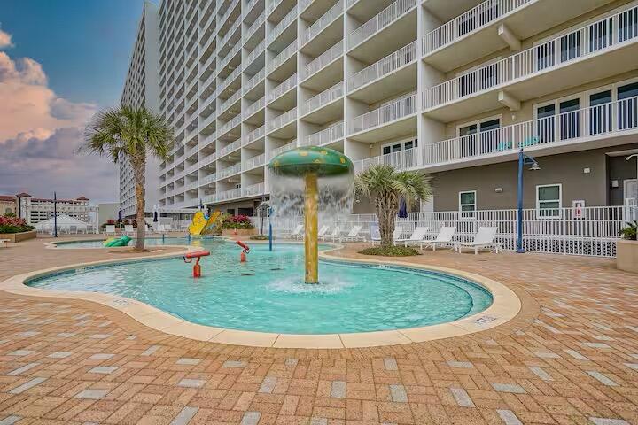 Laketown Wharf Phase II - Residential