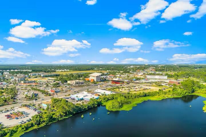 Laketown Wharf Phase II - Residential