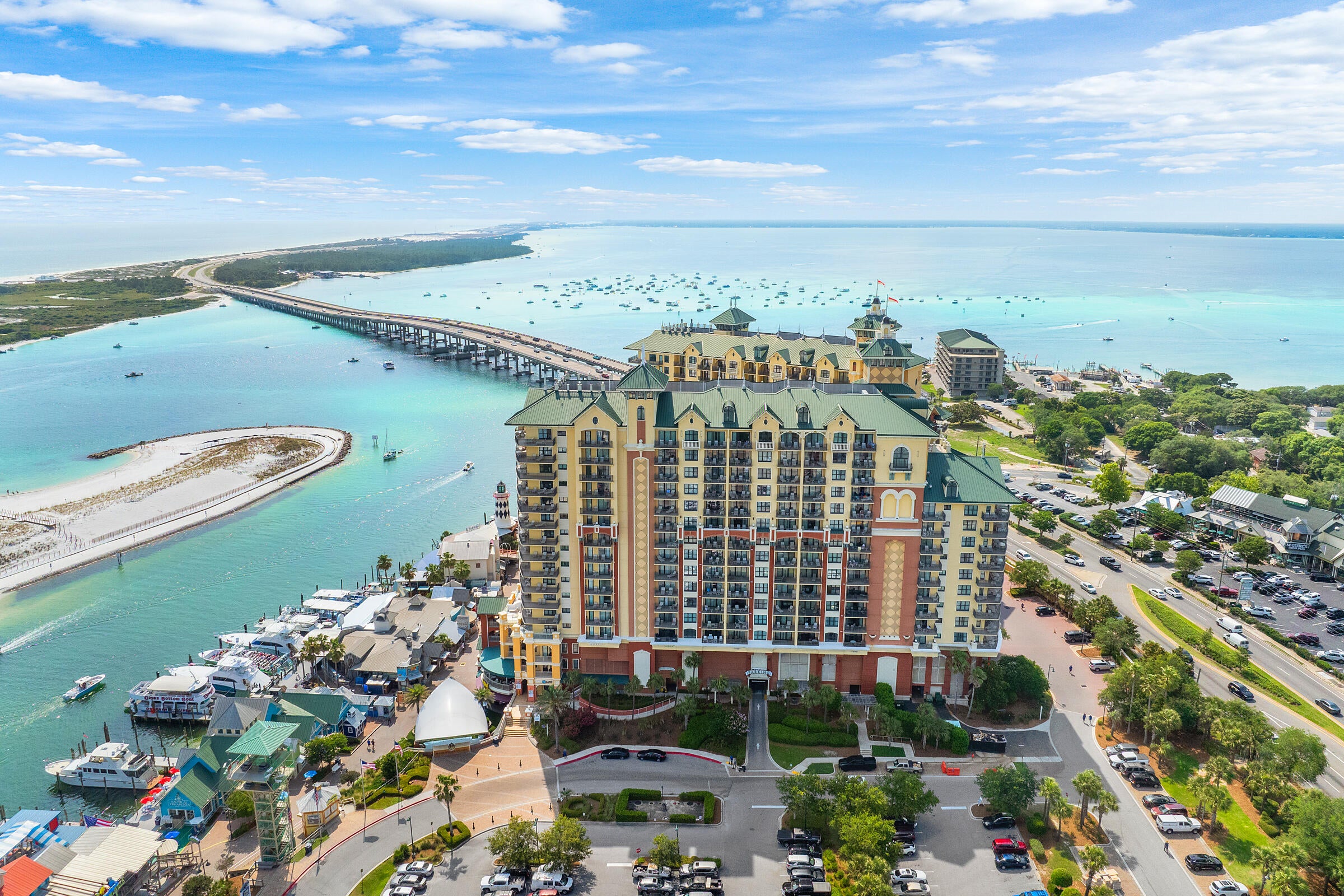 EMERALD GRANDE - Residential