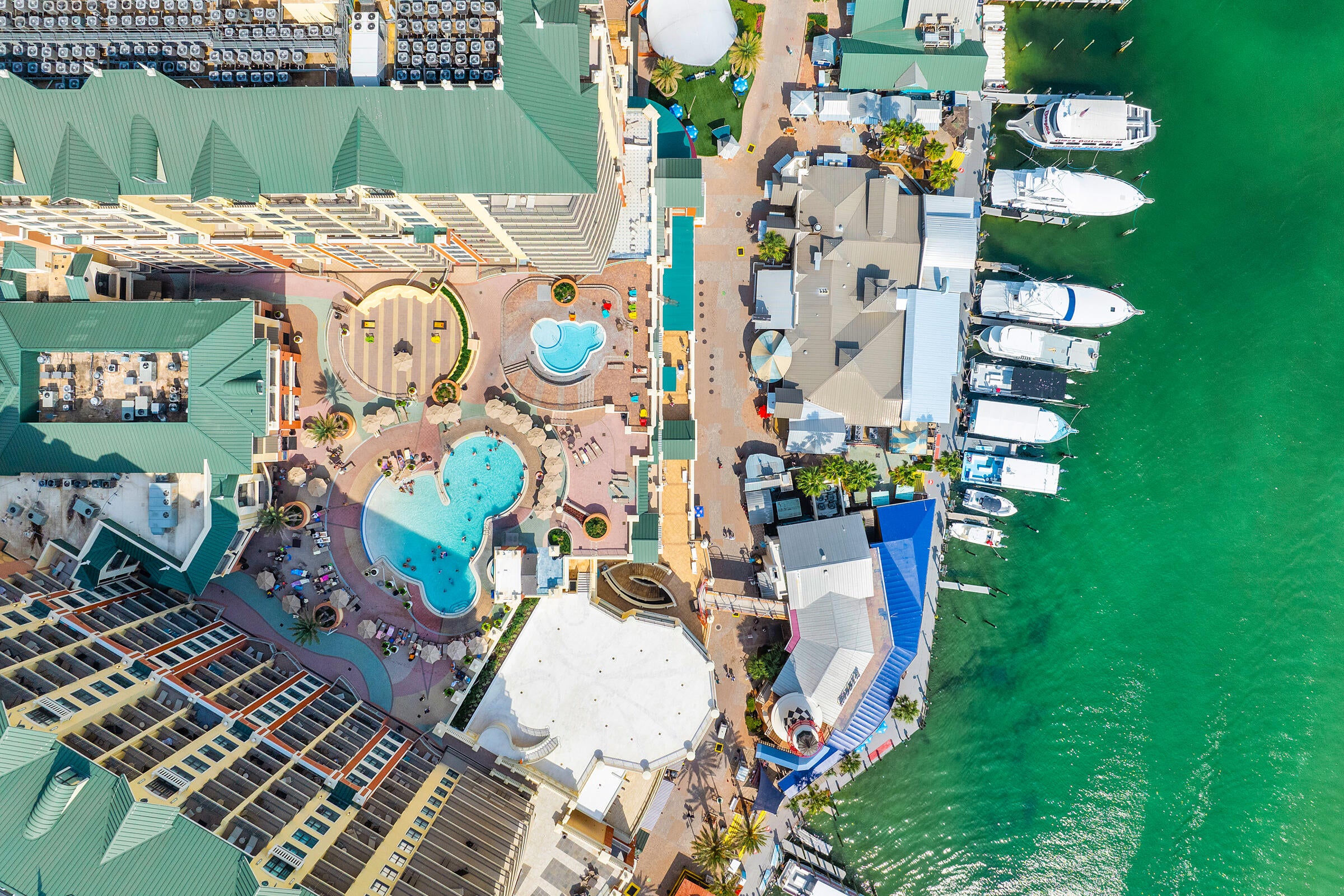 EMERALD GRANDE - Residential