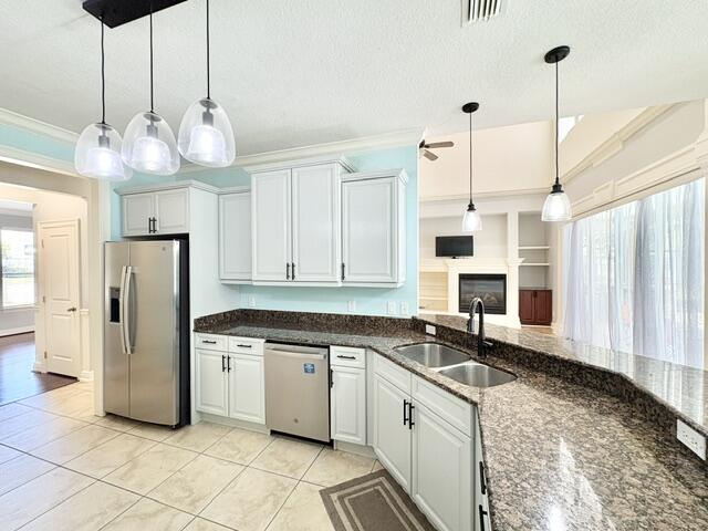 BAYSHORE PLACE PH 7 - Residential Lease