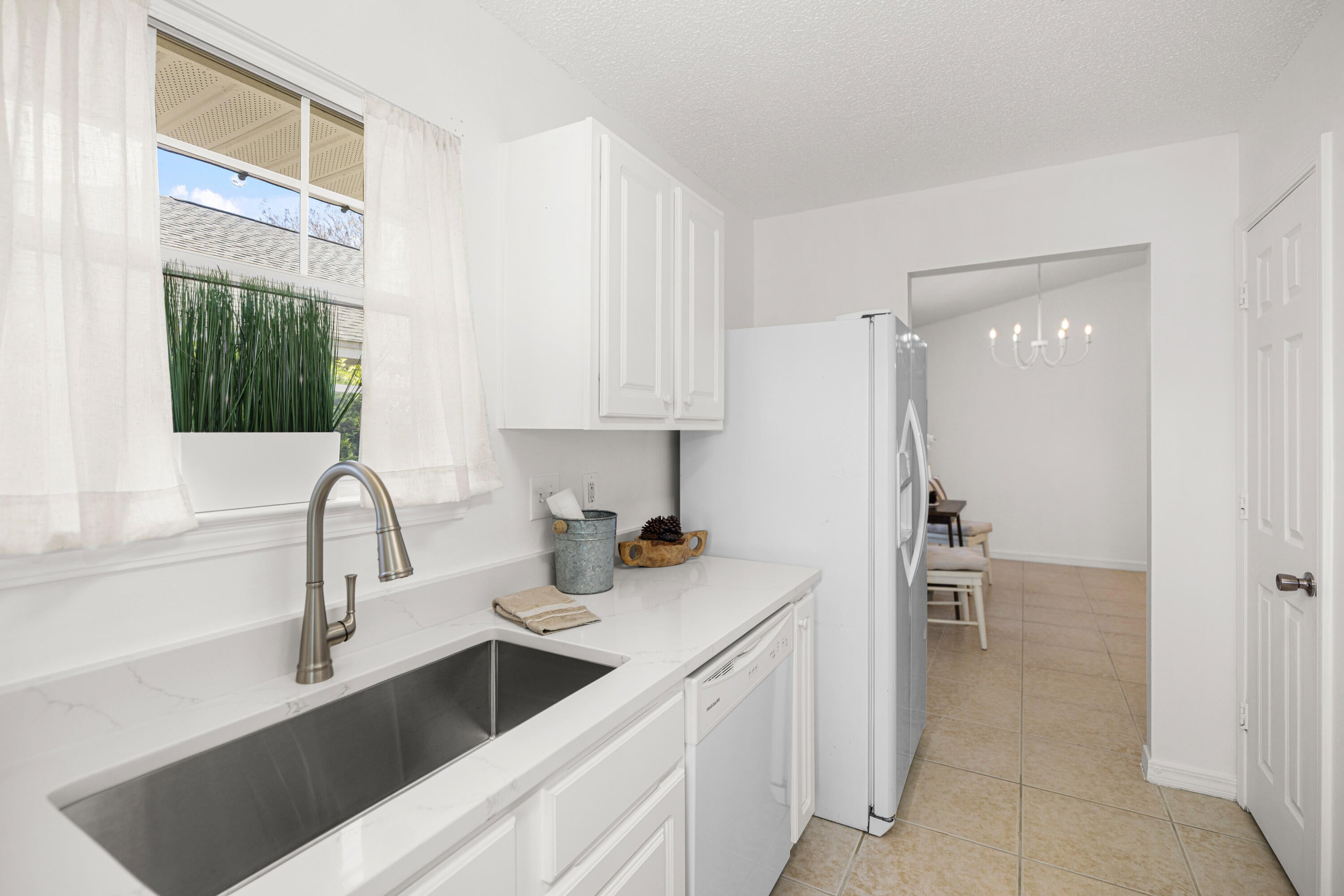 MANDAVILLA - Residential