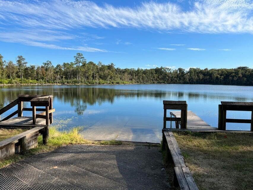 GOLF COURSE LIVING WITHOUT THE HIGH HOA FEES! Love golf? Here's your opportunity to build your dream home on this .229-acre lot in the desirable Sunny Hills community, just moments from the golf course and clubhouse.  Well and septic will be required. Beyond the golf course, Sunny Hills offers a lifestyle centered around nature and recreation, with multiple clear-water lakes and sandy beaches perfect for swimming, fishing, boating, and relaxing. When you're ready for a day at the coast, the beautiful beaches of Panama City Beach are approximately 45 minutes away.
Conveniently located approximately 45 minutes from Northwest Florida Beaches International Airport and Pier Park, and just 20 miles from shopping, dining, medical facilities, and everyday conveniences in Chipley, this property offers the perfect balance of peaceful living and accessibility.
Build now or invest for the future--don't miss your opportunity to own a piece of Northwest Florida!