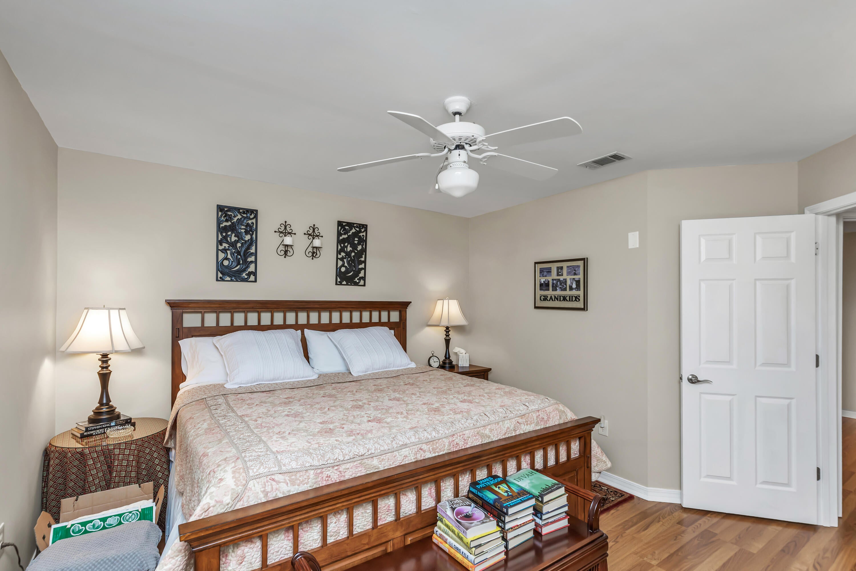 MAGNOLIA BAY CLUB T/H PH II - Residential