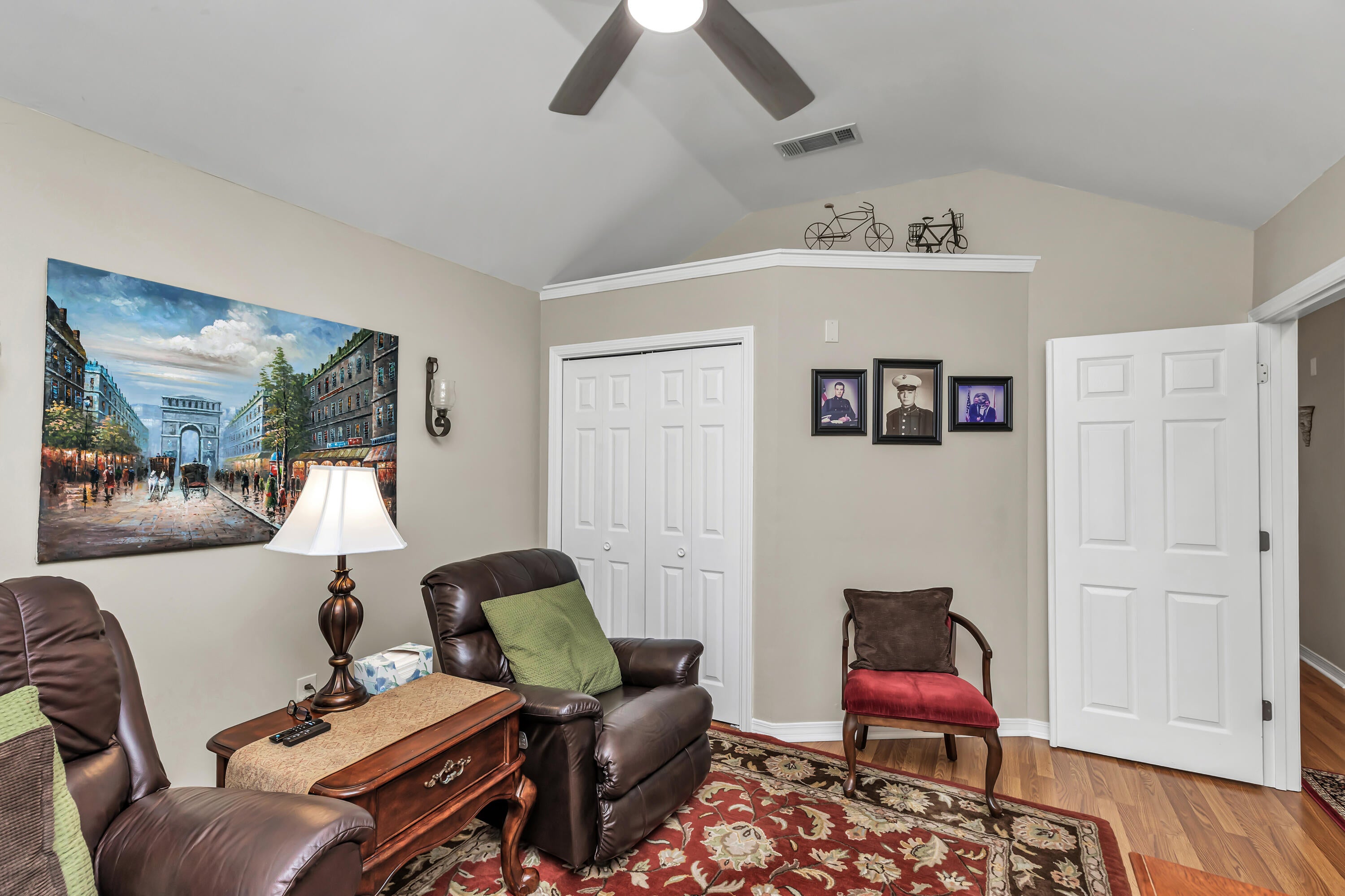 MAGNOLIA BAY CLUB T/H PH II - Residential