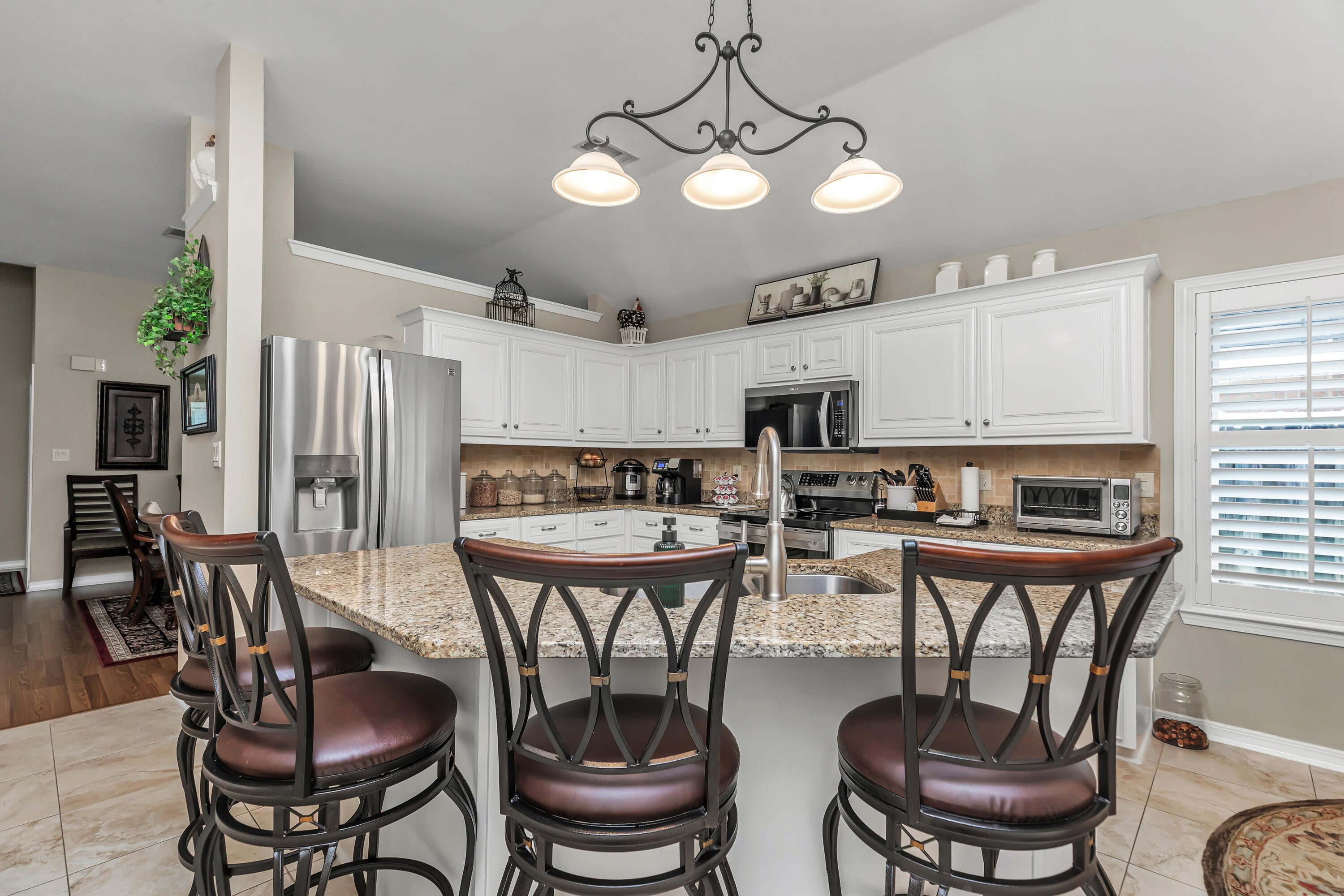 MAGNOLIA BAY CLUB T/H PH II - Residential