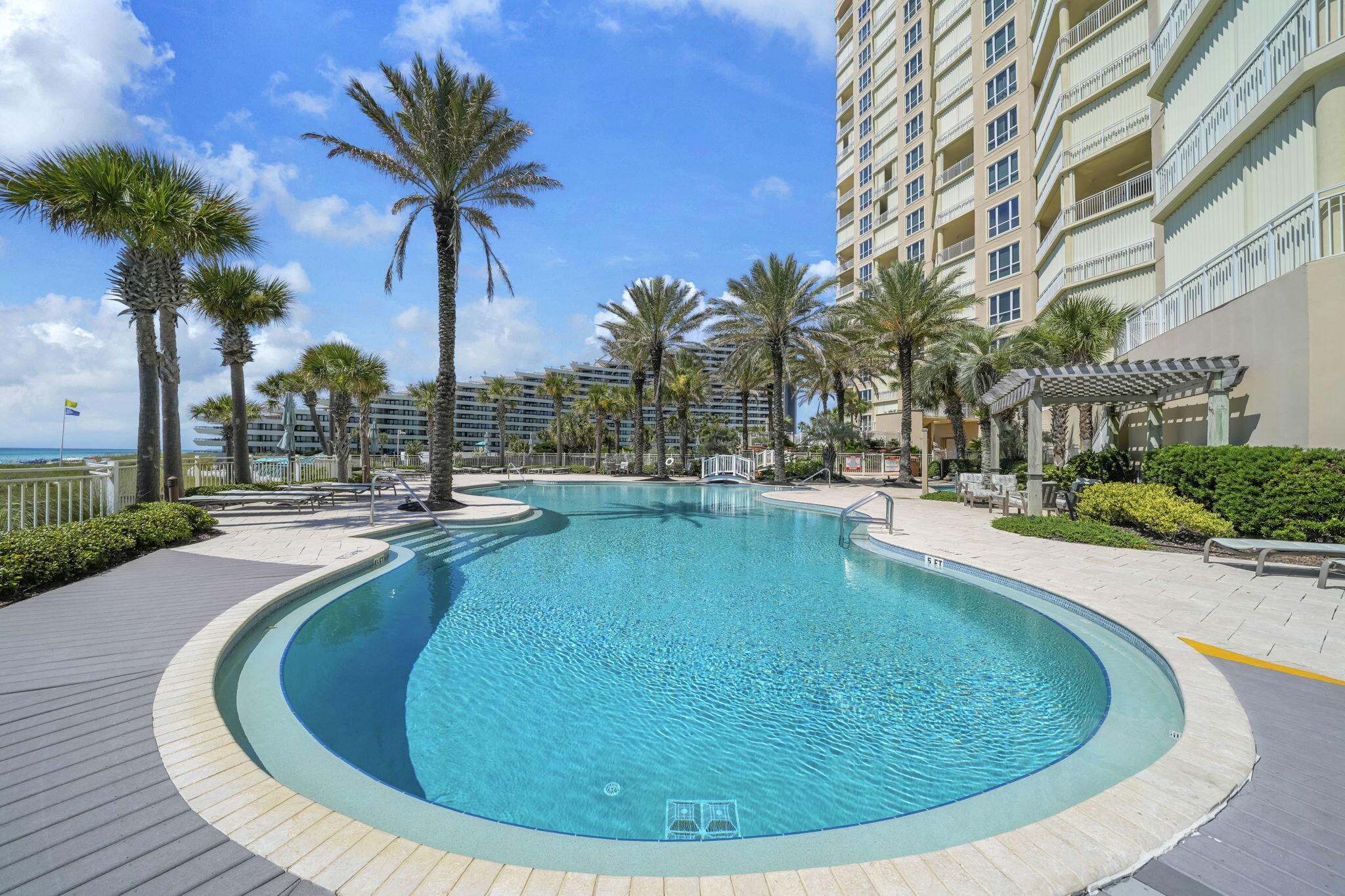 GRAND DUNES - SOUTH TOWER - Residential