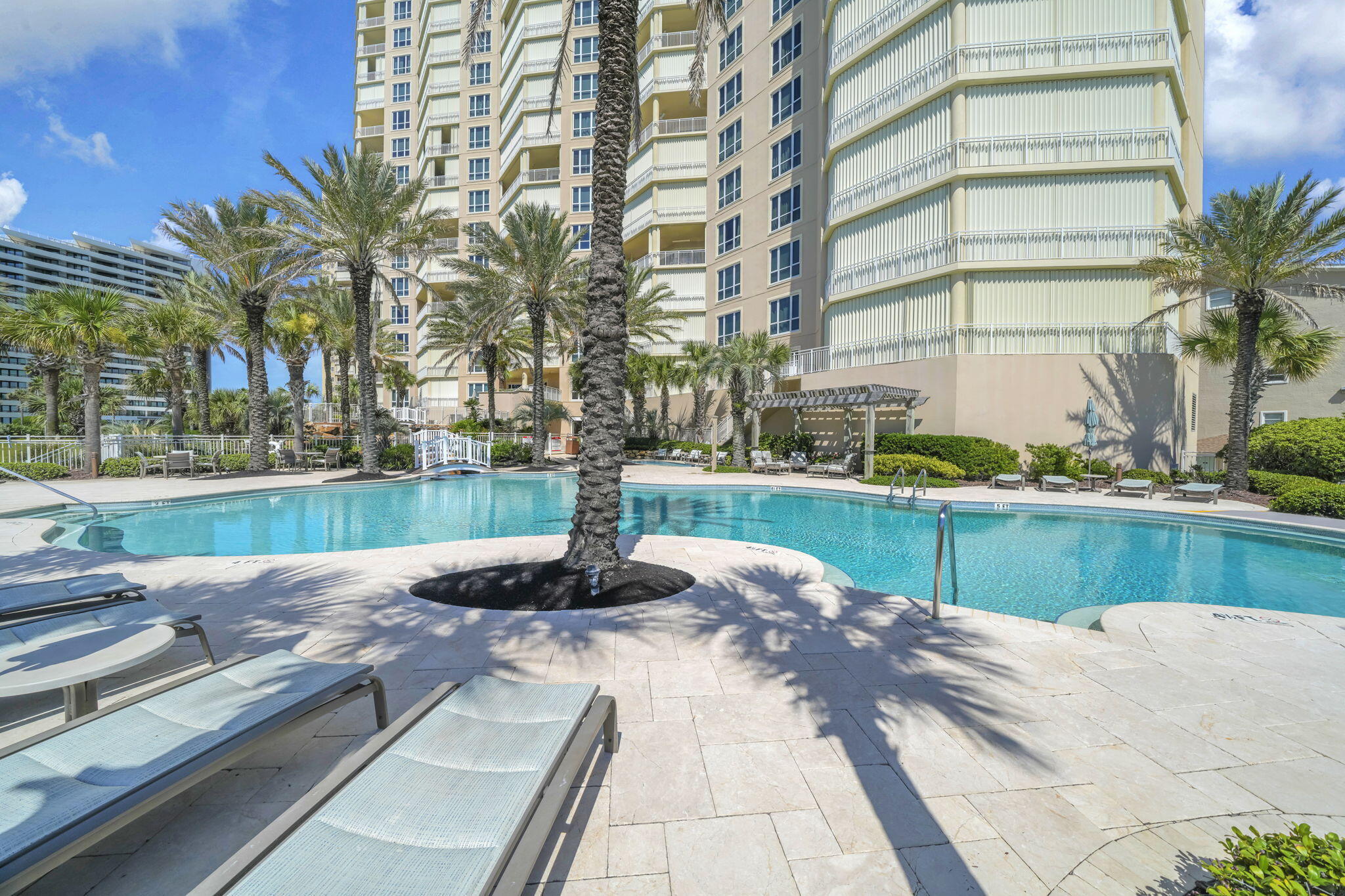 GRAND DUNES - SOUTH TOWER - Residential