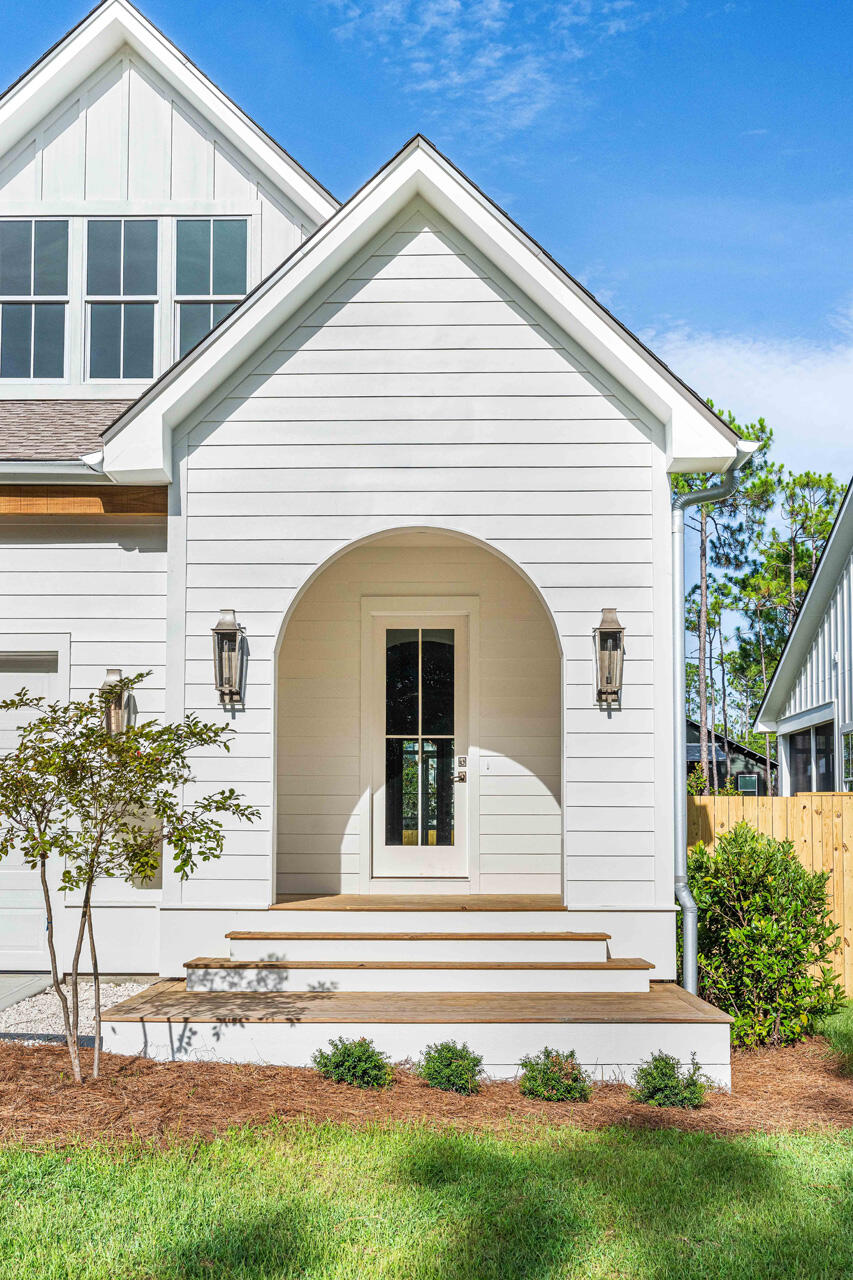 TOWN OF SANTA ROSA - Residential
