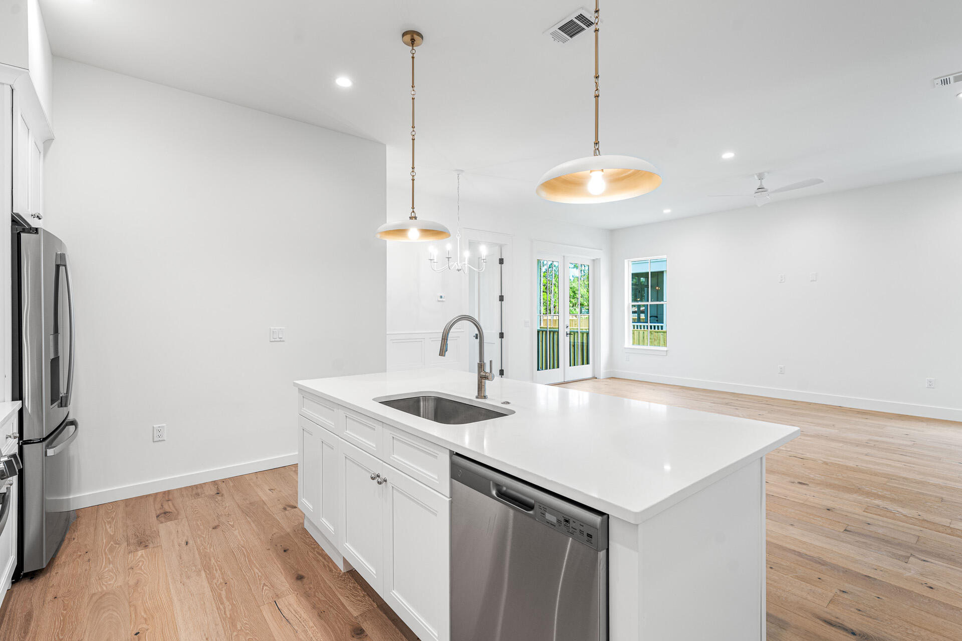 TOWN OF SANTA ROSA - Residential