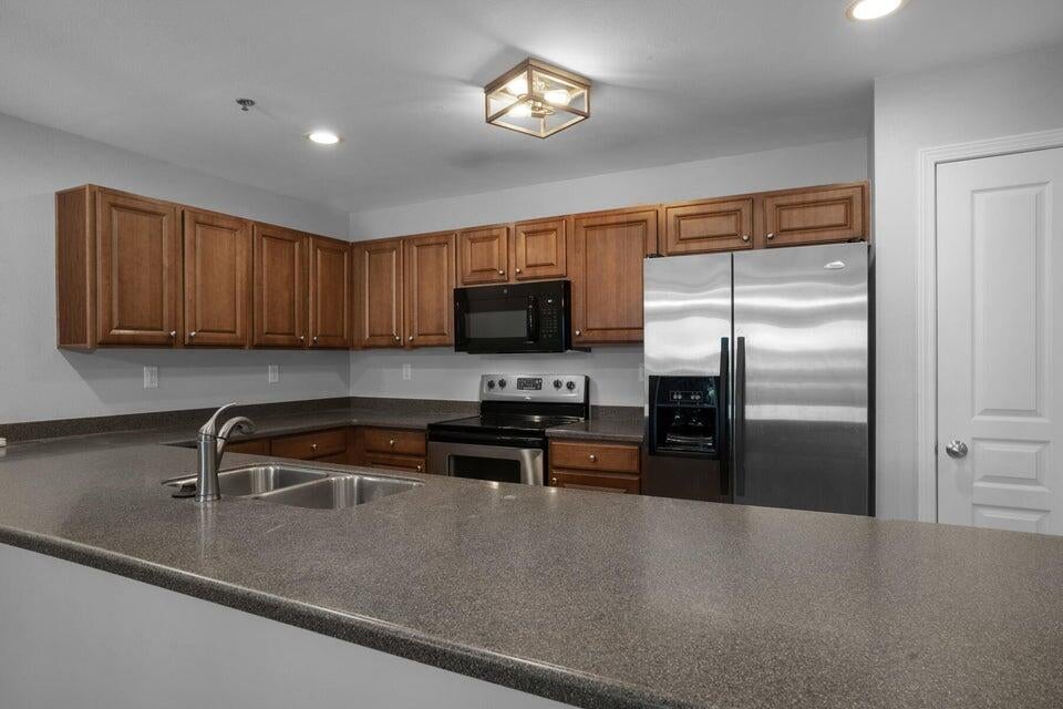 INDIANOLA ON THE WATER - Residential Lease