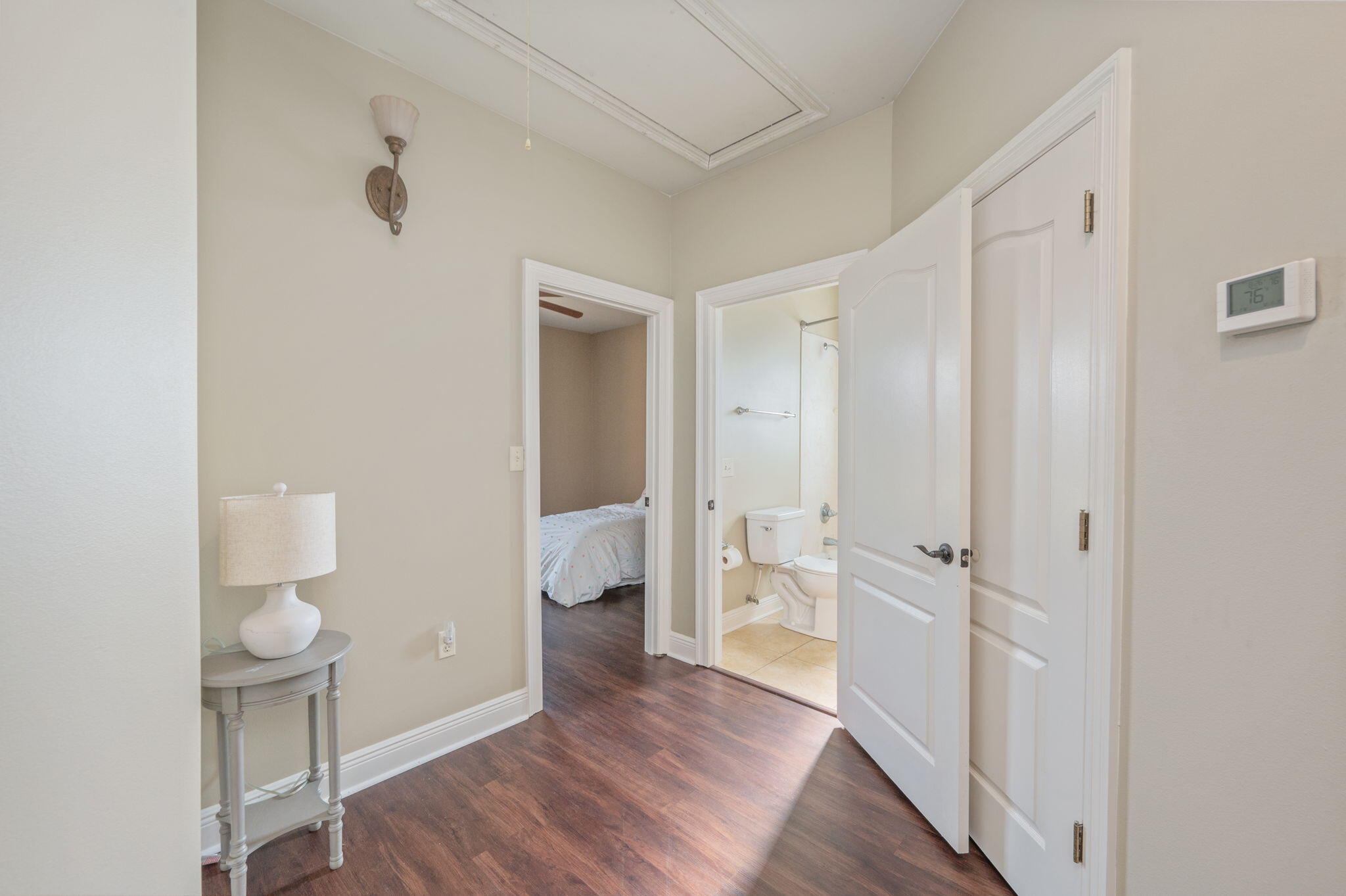 LAKERIDGE EST - Residential