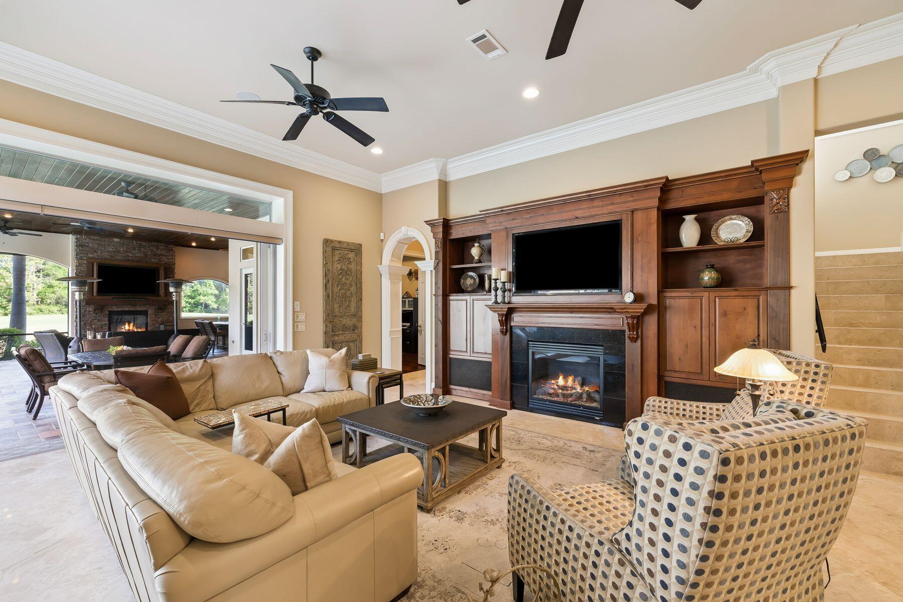 BURNT PINE - Residential
