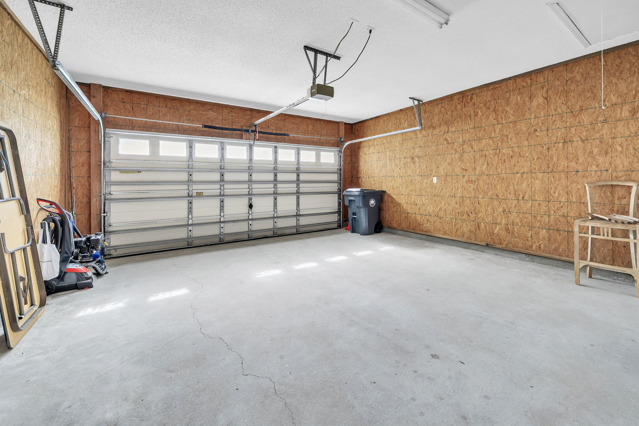Escada S/D - Residential