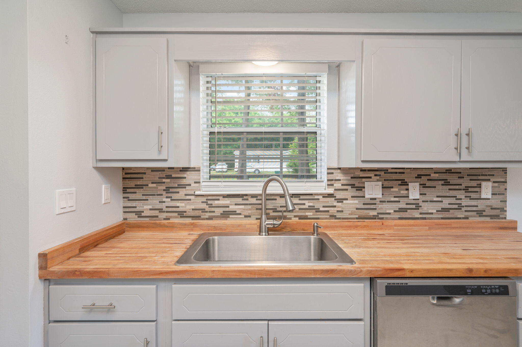 OAKDALE MINI FARMS - Residential