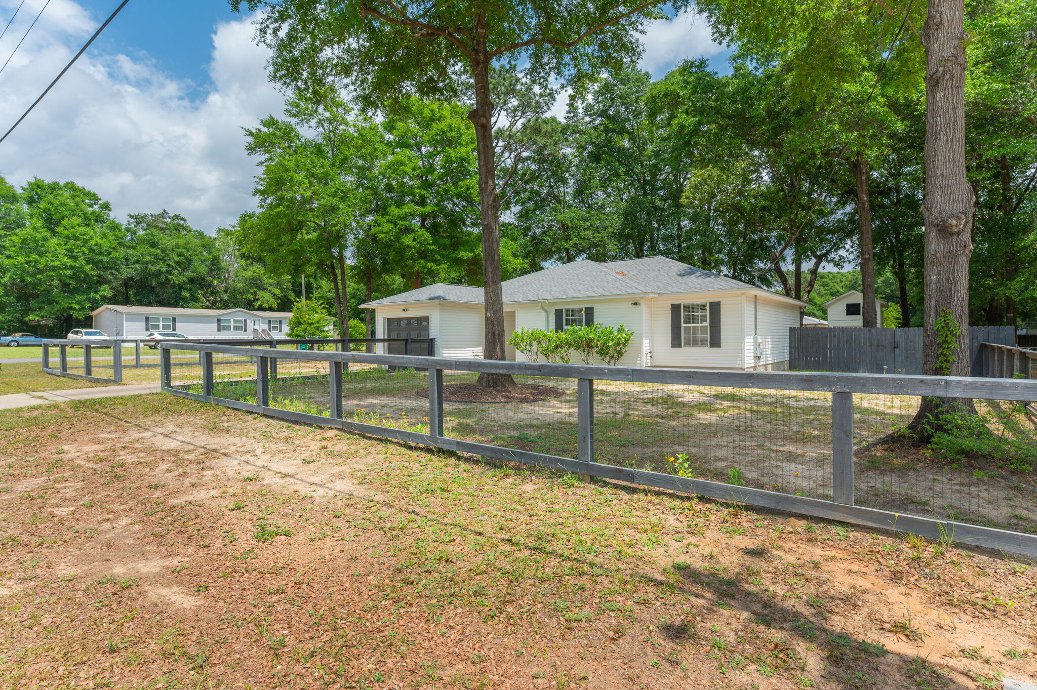 OAKDALE MINI FARMS - Residential