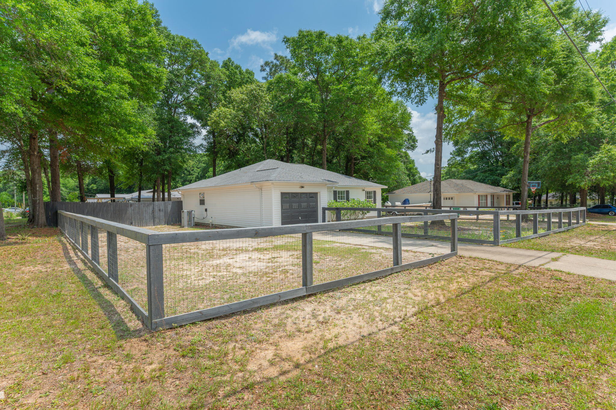 OAKDALE MINI FARMS - Residential