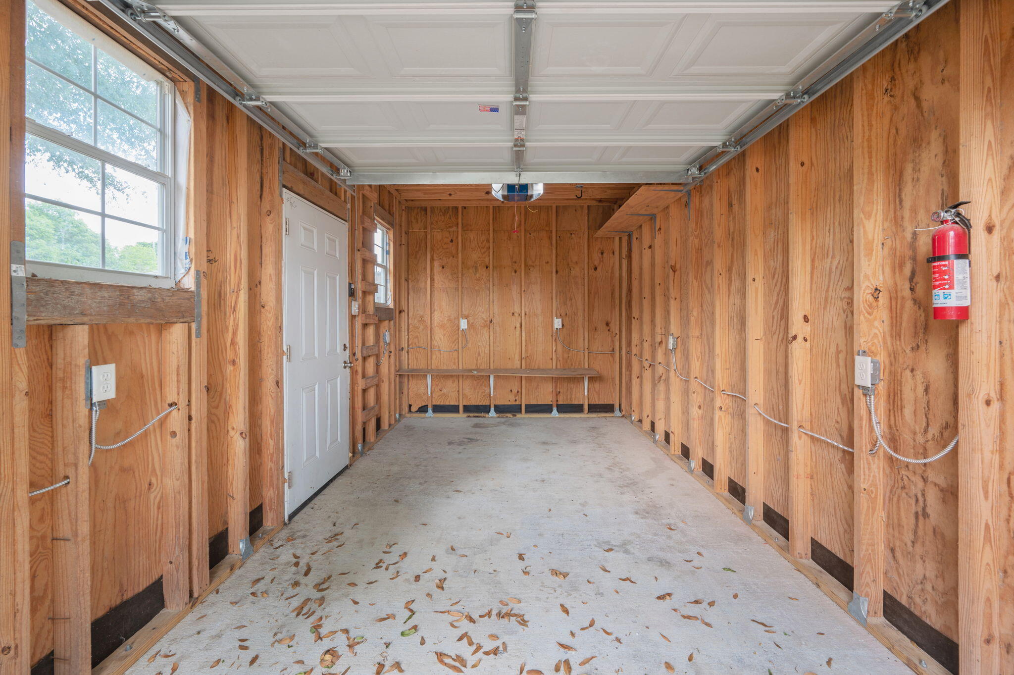 OAKDALE MINI FARMS - Residential