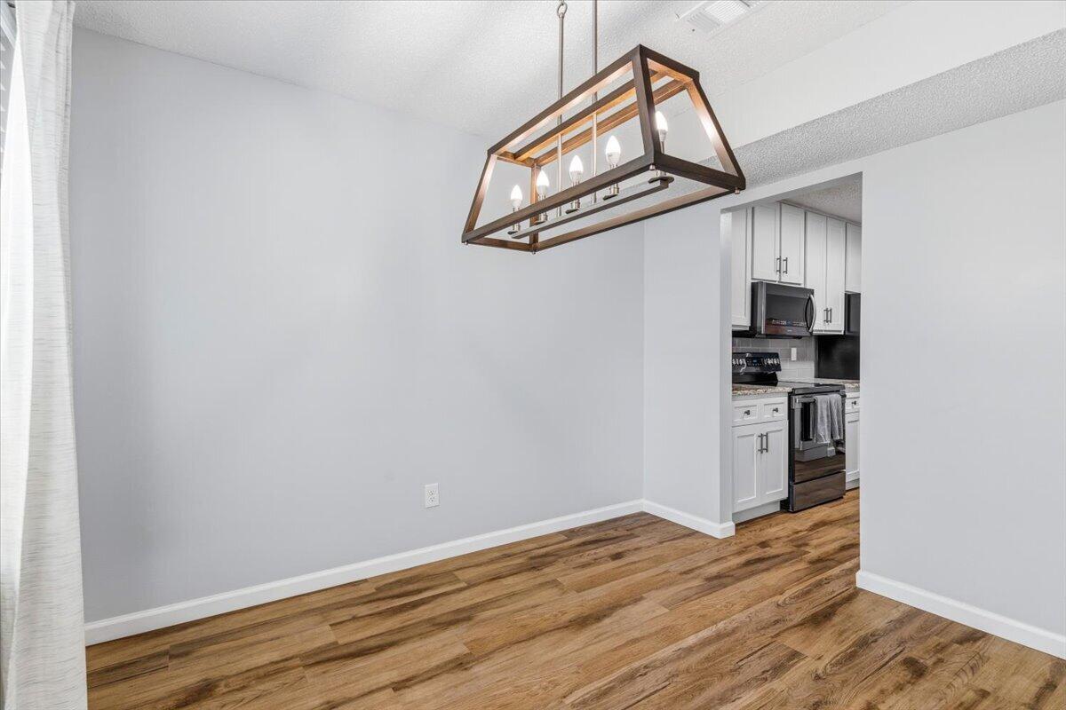 CIMARRON ESTATES - Residential
