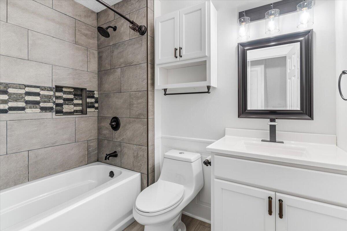 CIMARRON ESTATES - Residential